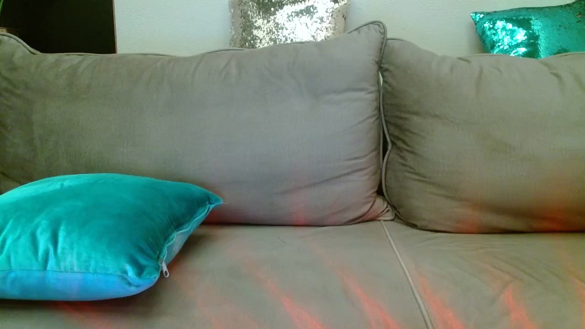 Gallery image thumbnail from UGLYGIRL_'s myfreecams stream on, 12/11/2023, 16:23 image 3 of 20