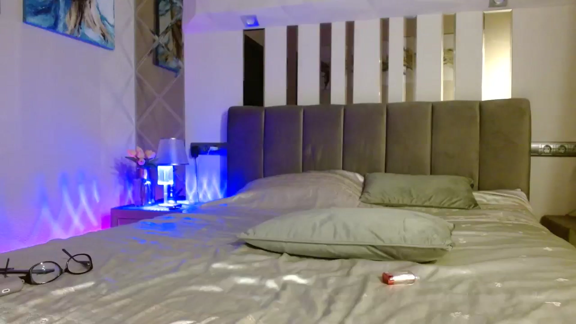 Gallery image thumbnail from UGLYGIRL_'s myfreecams stream on, 12/13/2023, 15:18 image 14 of 20