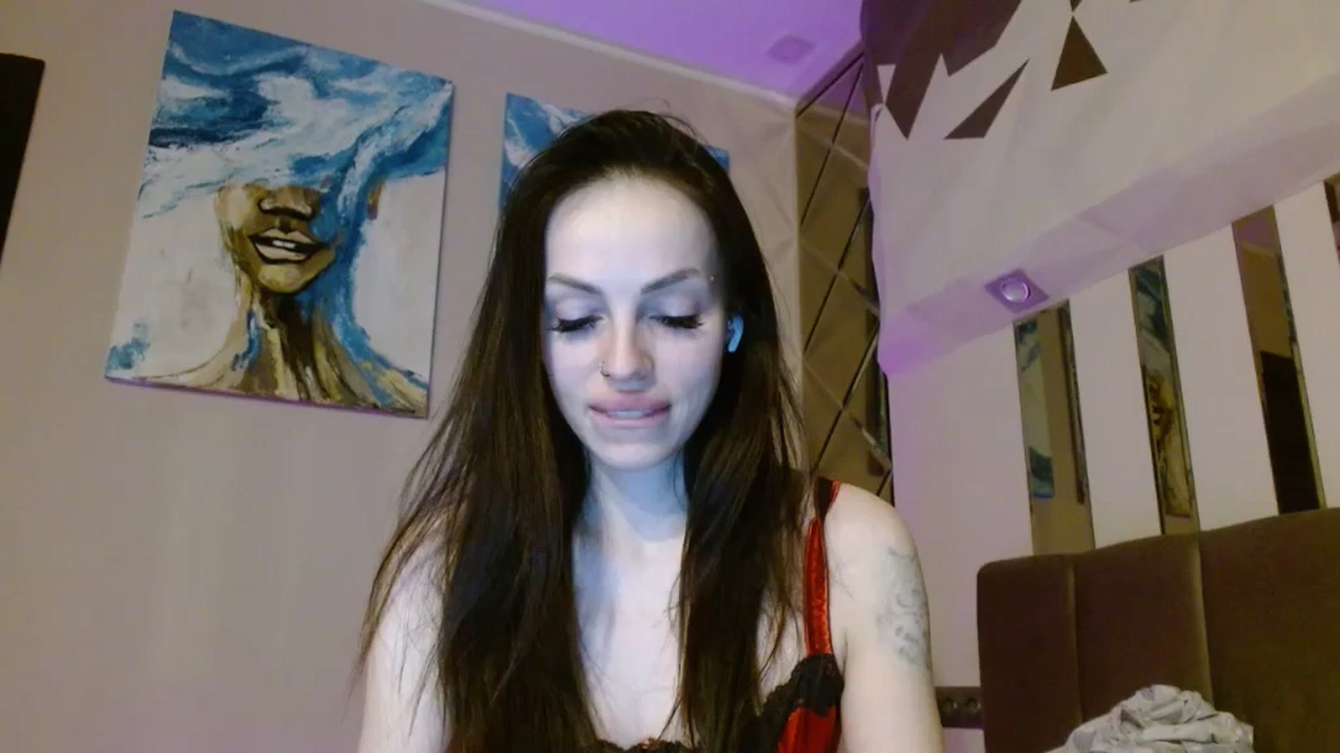 Gallery image thumbnail from UGLYGIRL_'s myfreecams stream on, 12/13/2023, 22:03 image 18 of 20