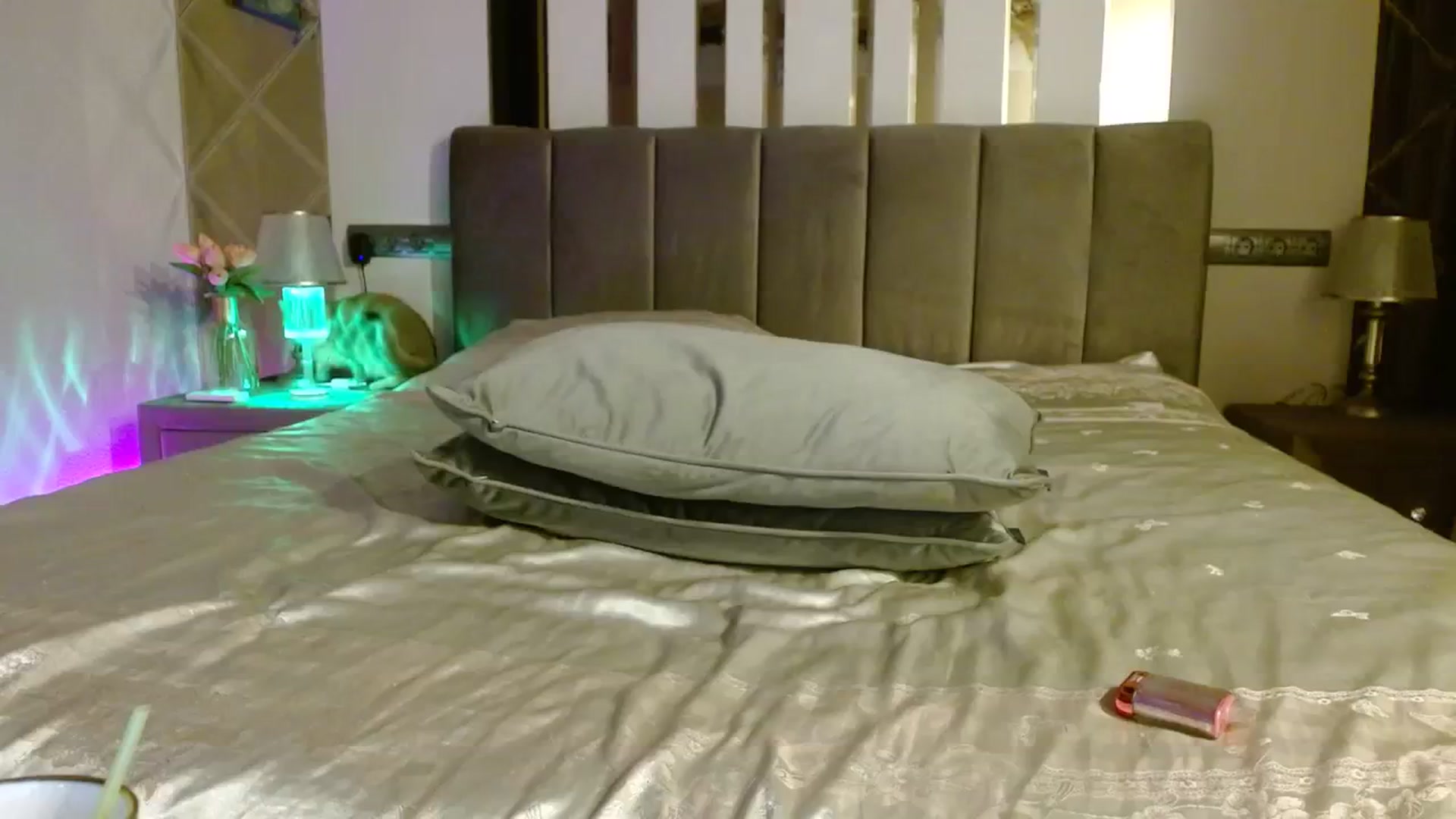 Gallery image thumbnail from UGLYGIRL_'s myfreecams stream on, 12/16/2023, 20:17 image 9 of 20
