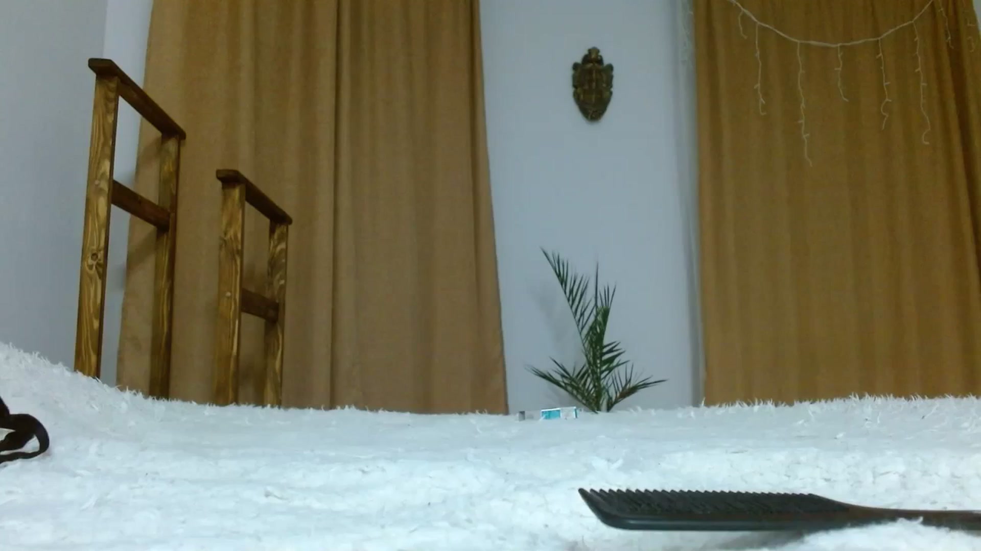 Gallery image thumbnail from UGLYGIRL_'s myfreecams stream on, 12/24/2023, 23:31 image 1 of 20