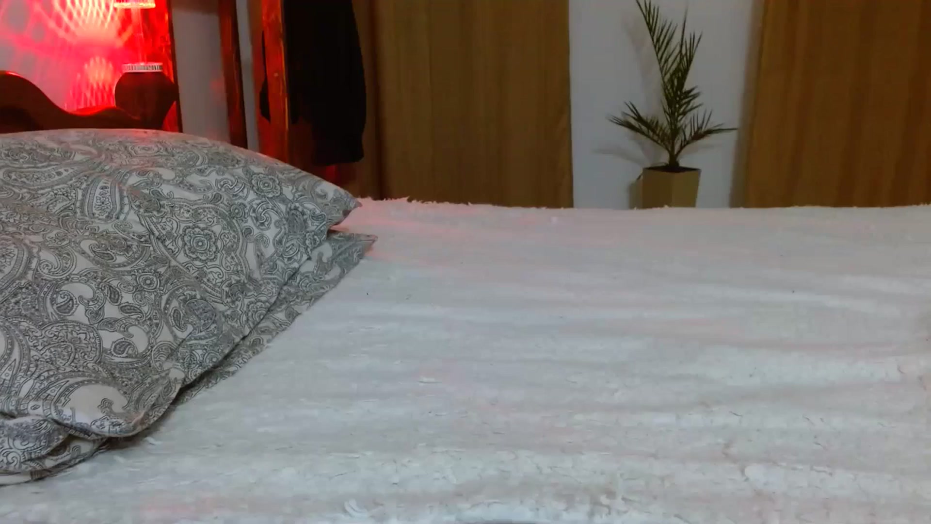 Gallery image thumbnail from UGLYGIRL_'s myfreecams stream on, 12/29/2023, 24:20 image 19 of 20