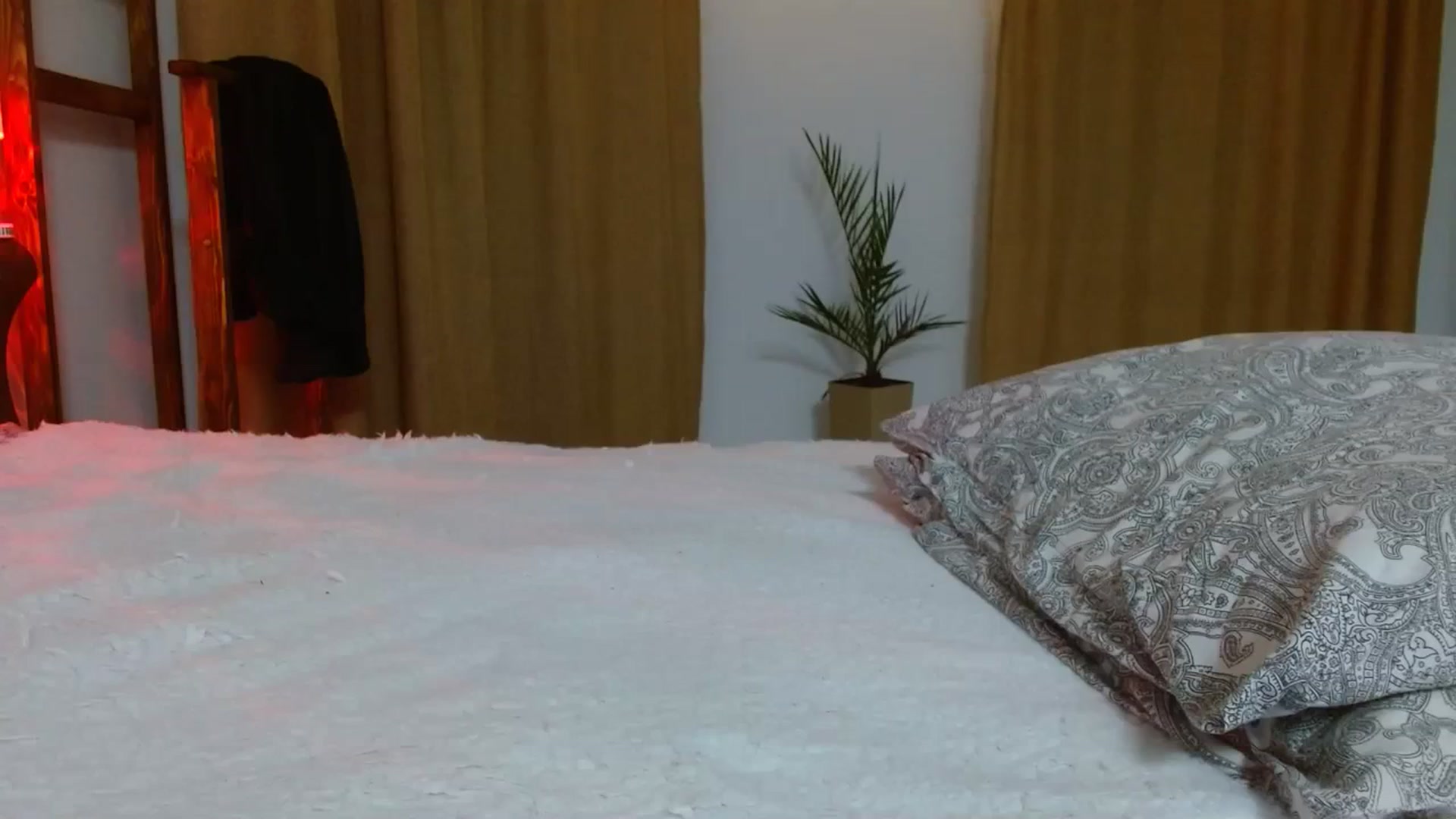 Gallery image thumbnail from UGLYGIRL_'s myfreecams stream on, 12/29/2023, 02:28 image 2 of 20