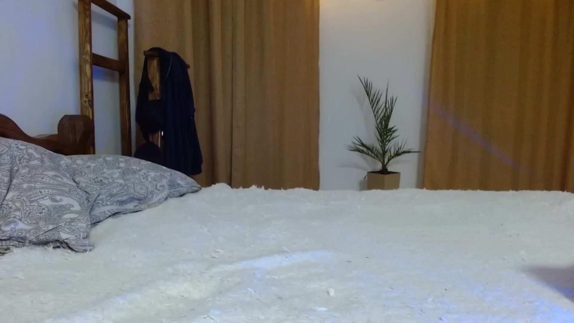 Gallery image thumbnail from UGLYGIRL_'s myfreecams stream on, 01/01/2024, 23:06 image 1 of 20