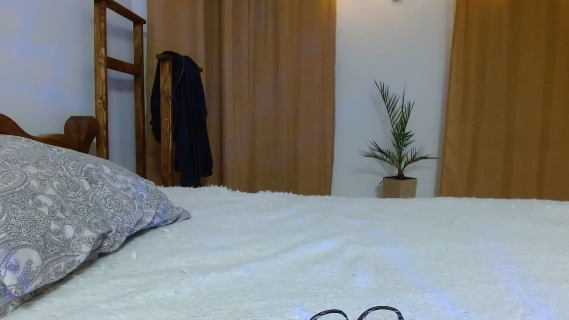 Gallery image thumbnail from UGLYGIRL_'s myfreecams stream on, 01/03/2024, 01:13 image 3 of 20