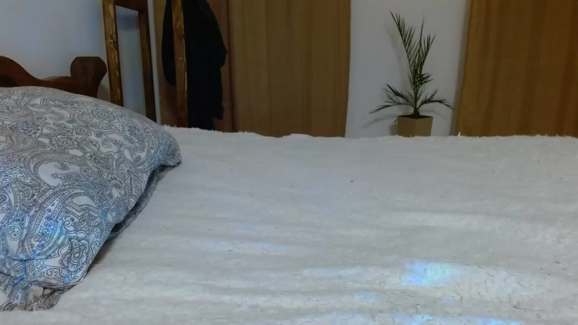 Gallery image thumbnail from UGLYGIRL_'s myfreecams stream on, 01/10/2024, 23:47 image 6 of 20