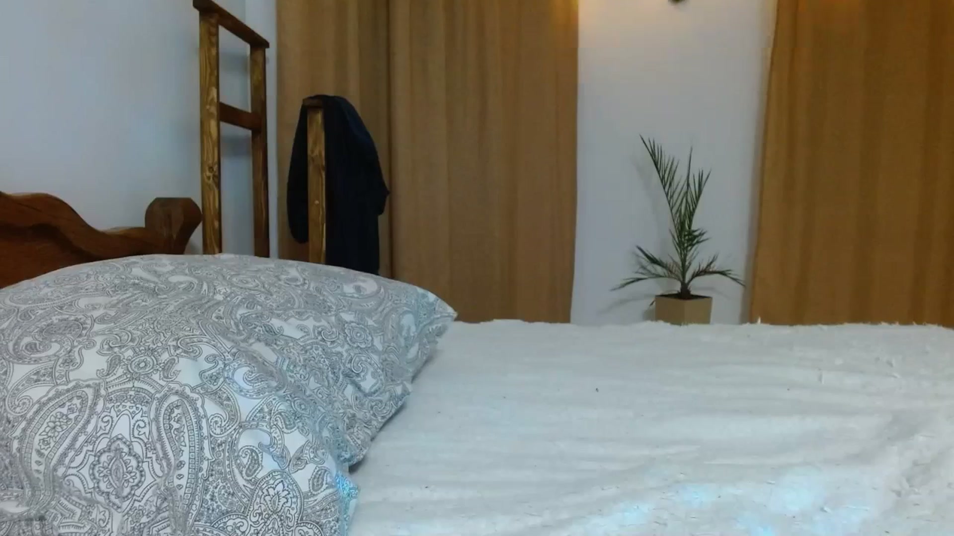 Gallery image thumbnail from UGLYGIRL_'s myfreecams stream on, 01/11/2024, 01:52 image 6 of 20