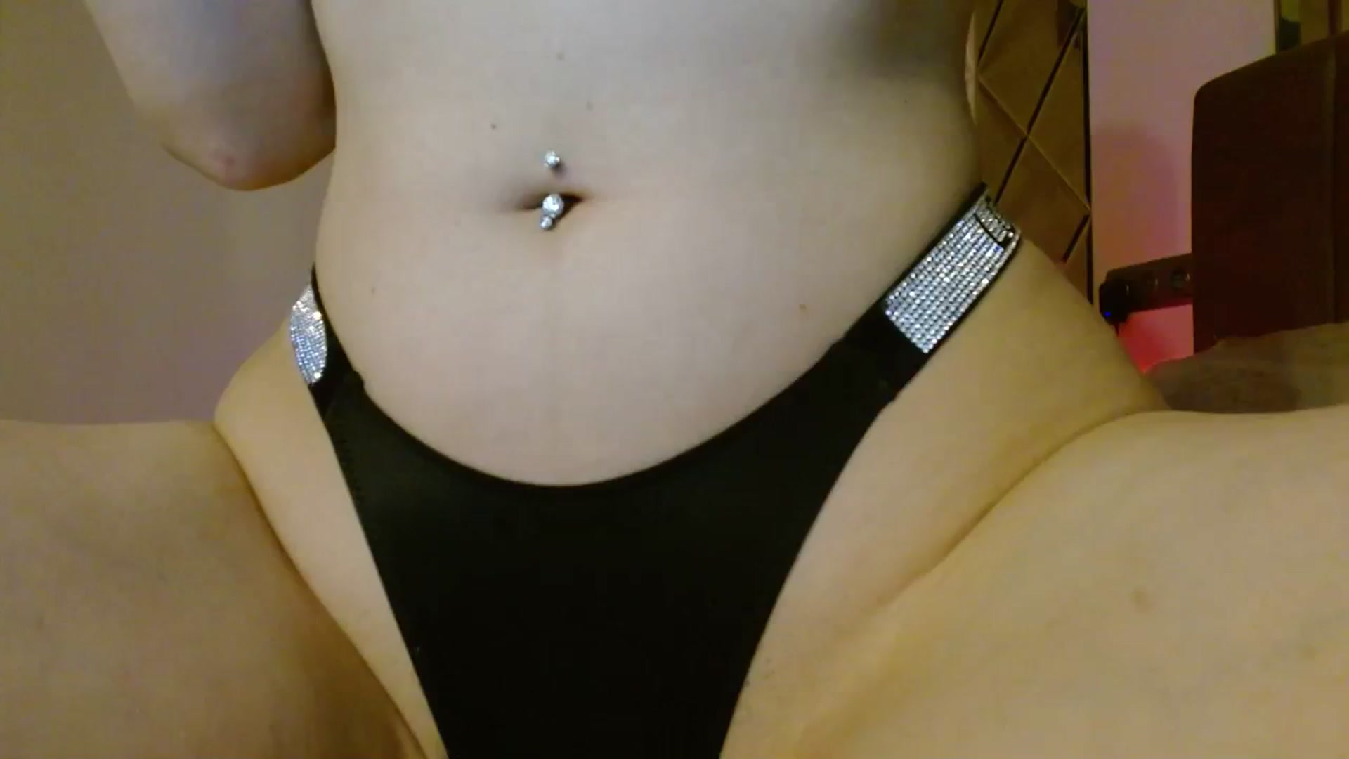 Gallery image thumbnail from UGLYGIRL_'s myfreecams stream on, 01/16/2024, 05:45 image 1 of 20