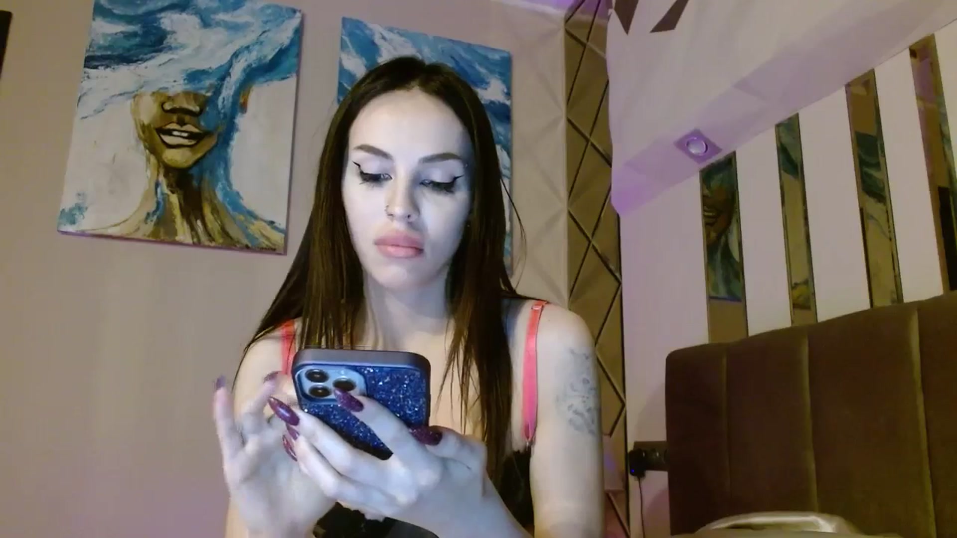 Gallery image thumbnail from UGLYGIRL_'s myfreecams stream on, 01/17/2024, 22:26 image 18 of 20