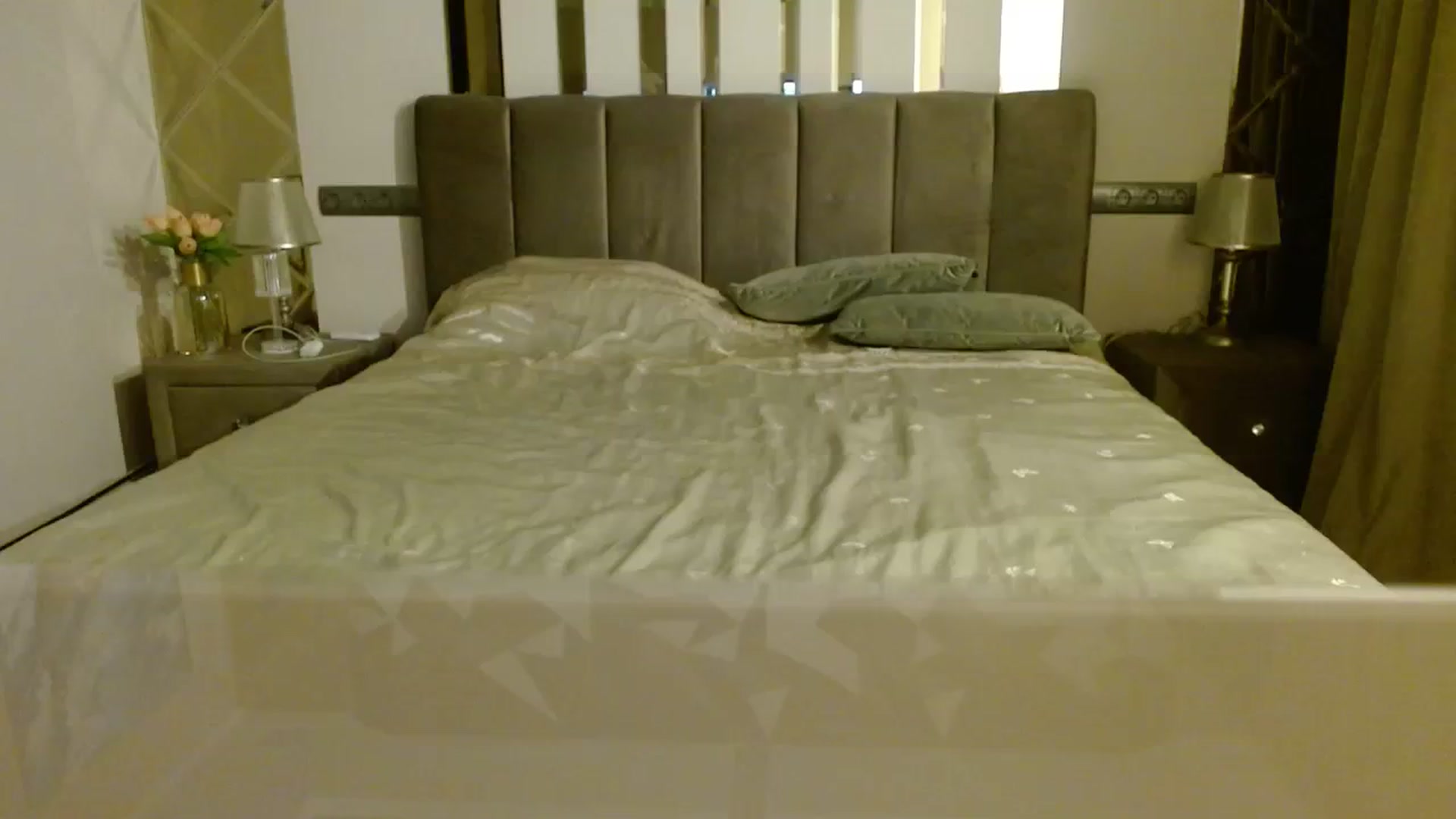 Gallery image thumbnail from UGLYGIRL_'s myfreecams stream on, 01/23/2024, 22:34 image 1 of 20