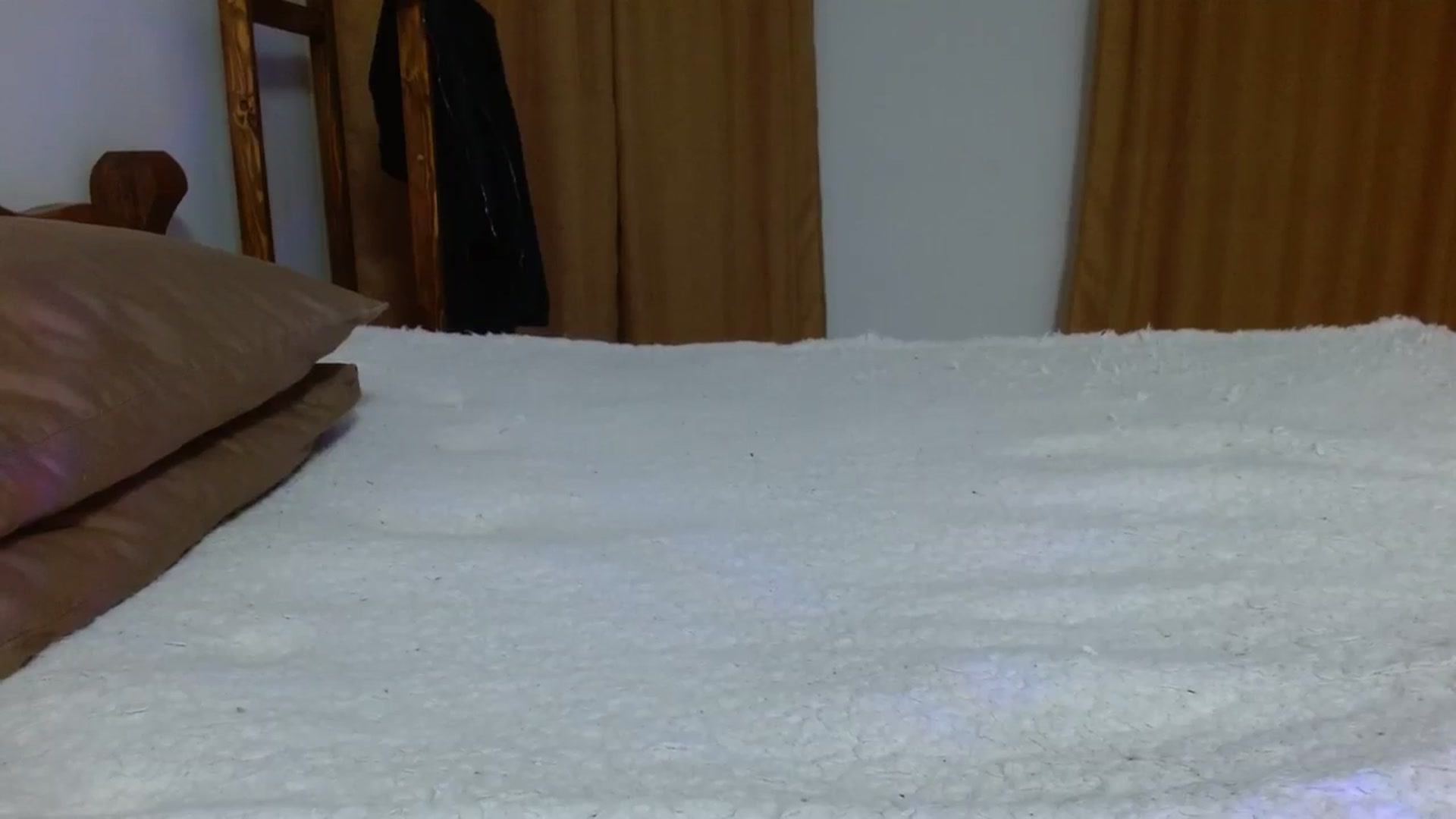 Gallery image thumbnail from UGLYGIRL_'s myfreecams stream on, 01/28/2024, 01:47 image 4 of 20