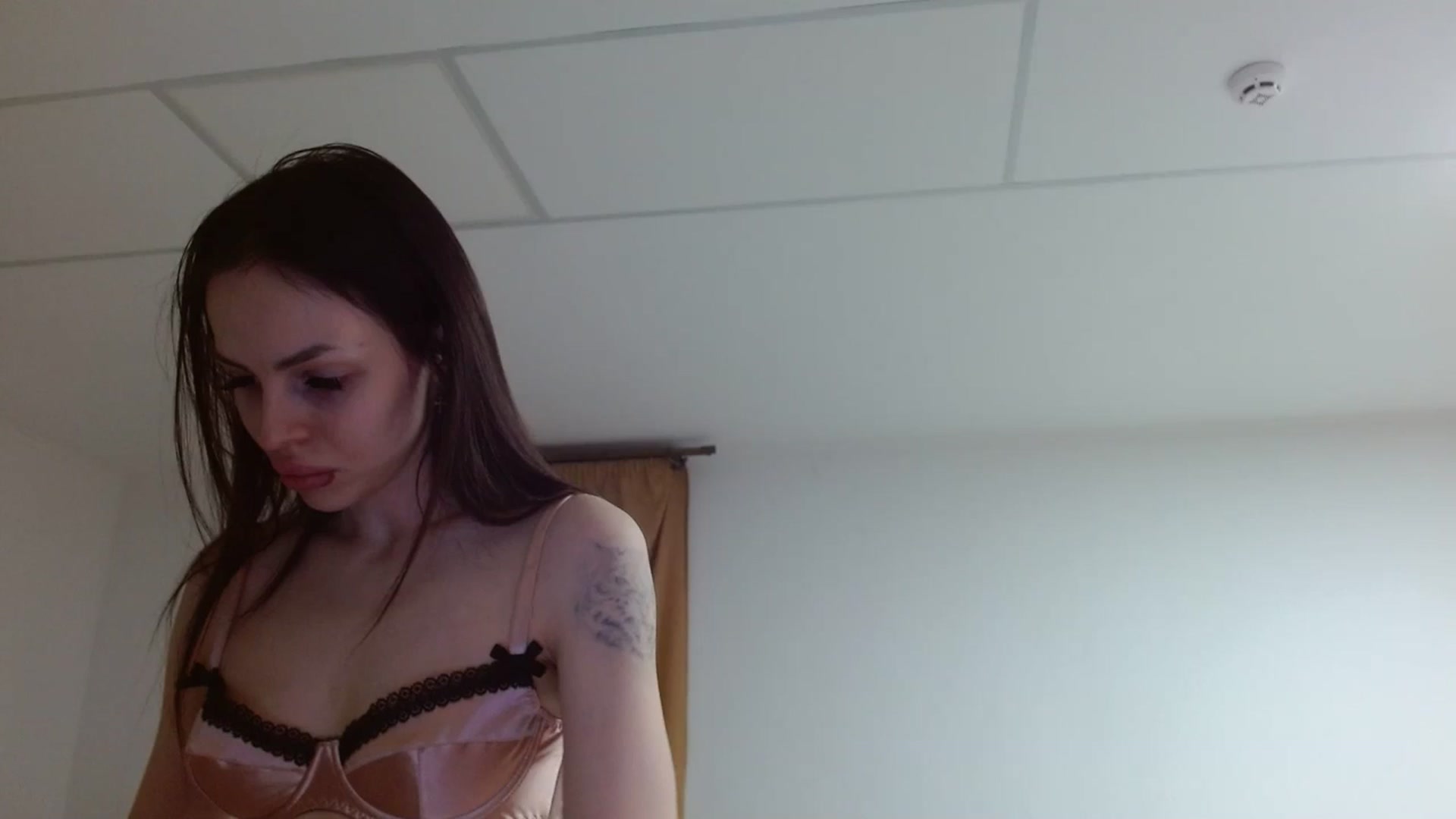Gallery image thumbnail from UGLYGIRL_'s myfreecams stream on, 02/04/2024, 17:55 image 1 of 20