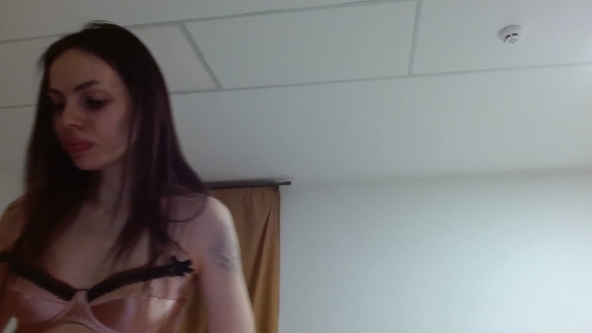 Gallery image thumbnail from UGLYGIRL_'s myfreecams stream on, 02/04/2024, 17:55 image 16 of 20