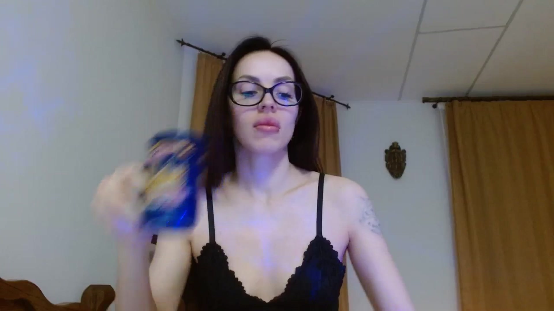 Gallery image thumbnail from UGLYGIRL_'s myfreecams stream on, 02/07/2024, 22:01 image 15 of 20