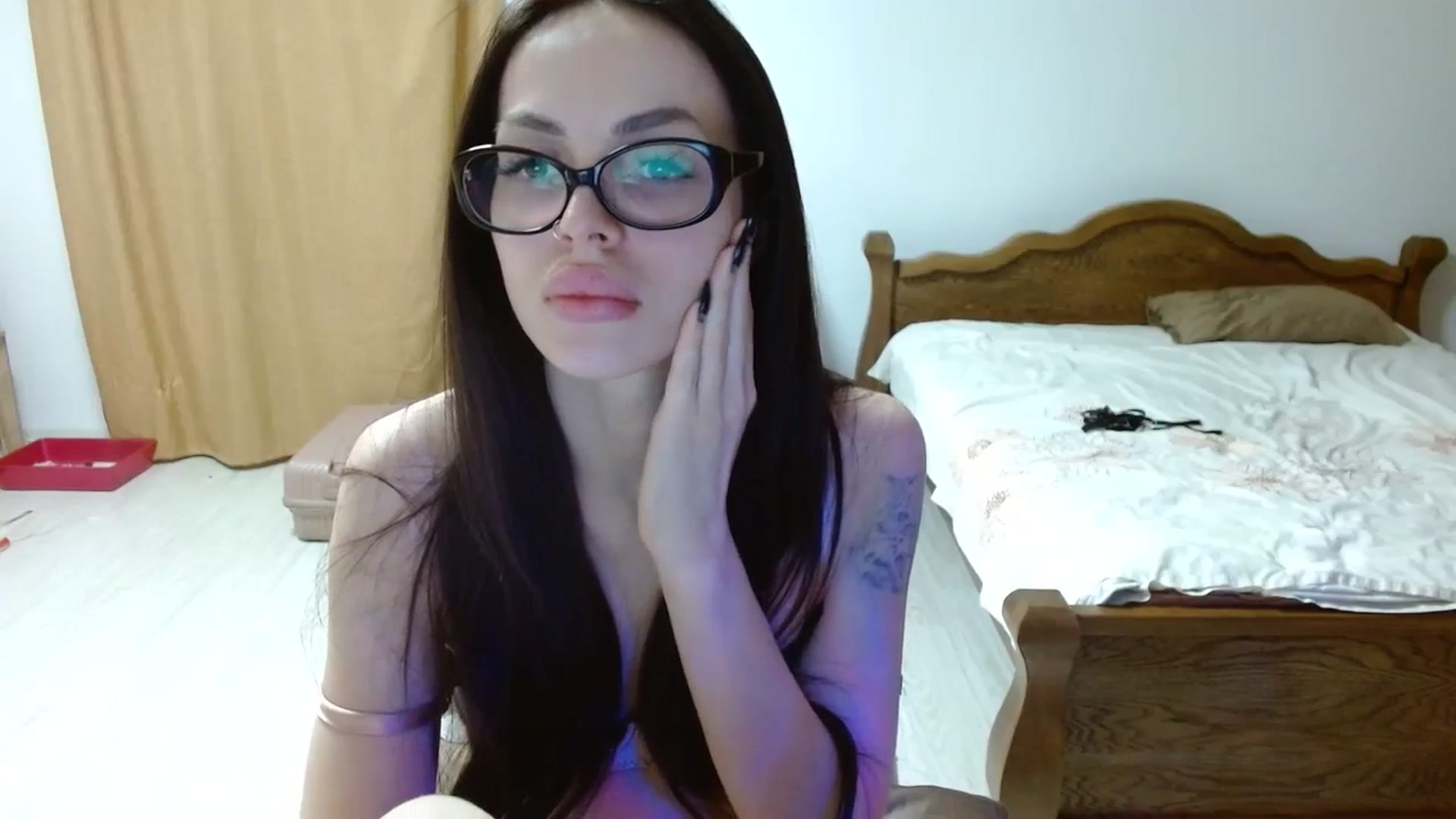 Gallery image thumbnail from UGLYGIRL_'s myfreecams stream on, 02/08/2024, 19:10 image 20 of 20
