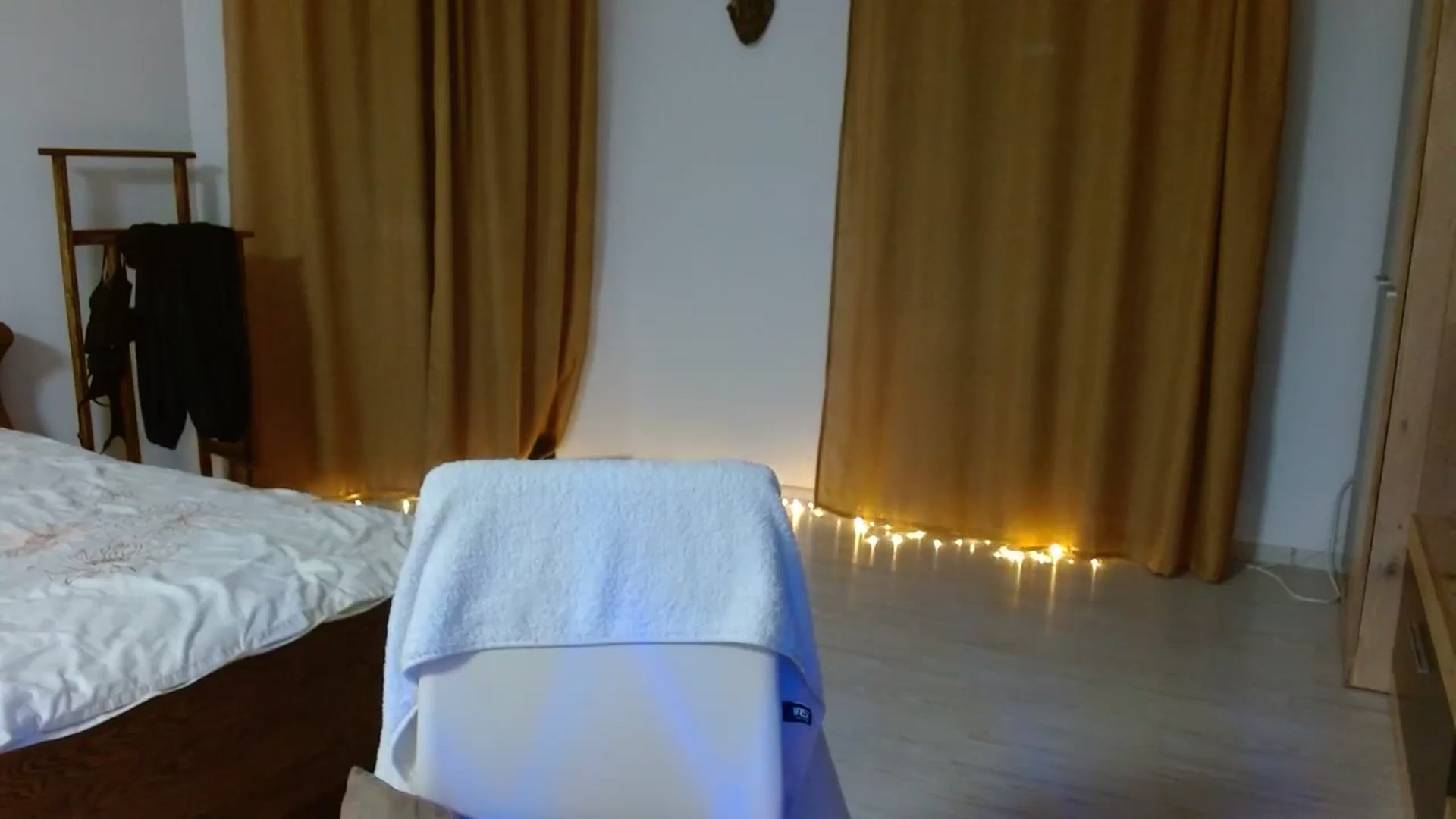 Gallery image thumbnail from UGLYGIRL_'s myfreecams stream on, 02/10/2024, 23:00 image 20 of 20