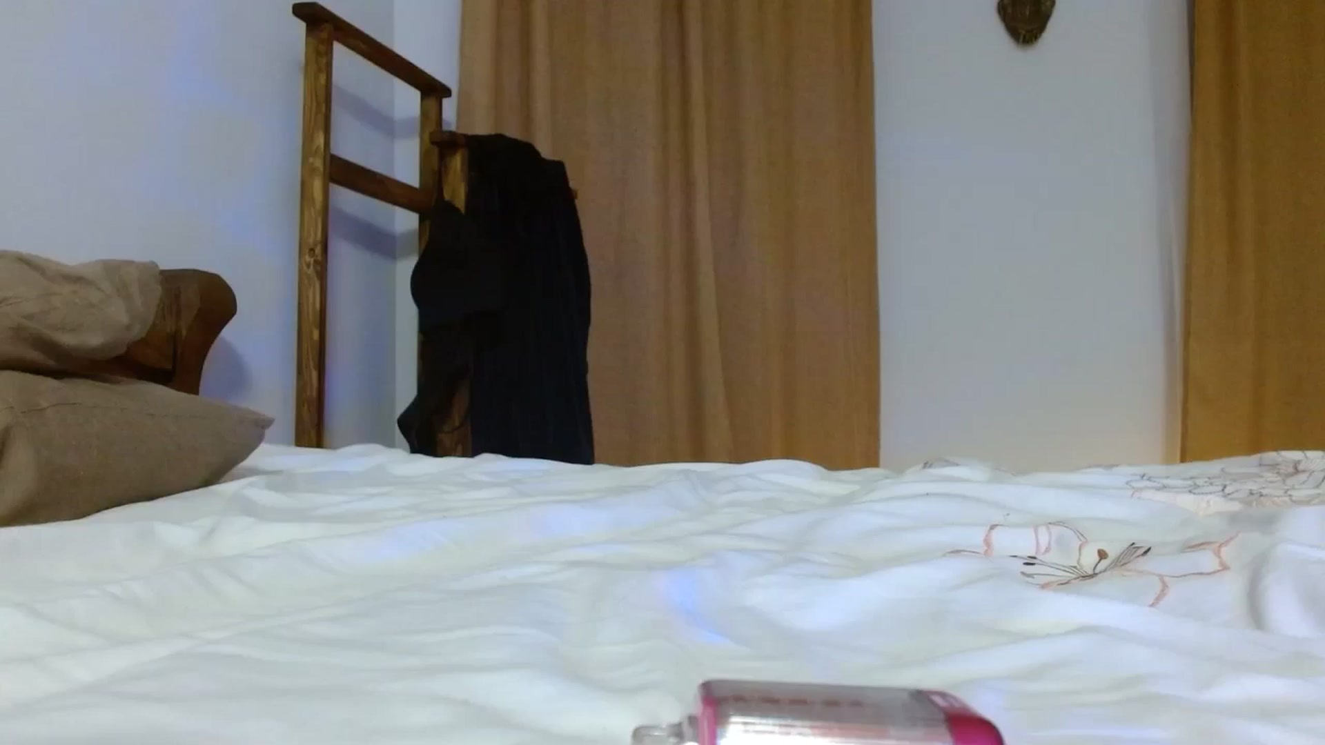 Gallery image thumbnail from UGLYGIRL_'s myfreecams stream on, 02/11/2024, 22:31 image 1 of 20