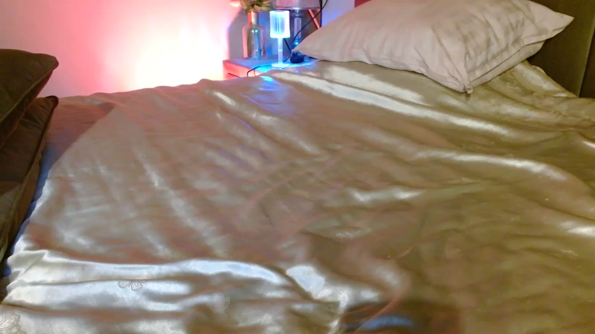 Gallery image thumbnail from UGLYGIRL_'s myfreecams stream on, 02/14/2024, 01:07 image 18 of 20