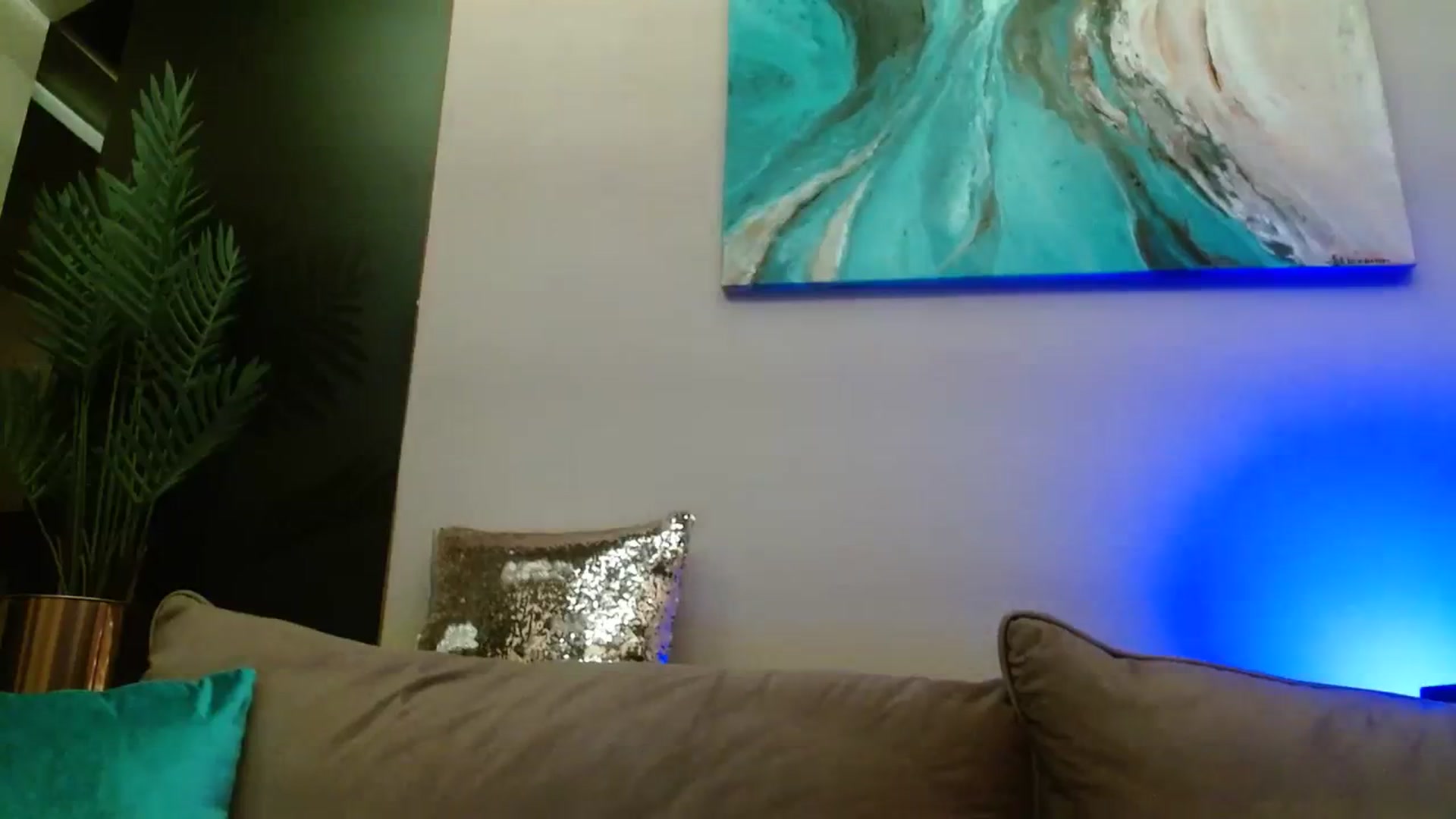 Gallery image thumbnail from UGLYGIRL_'s myfreecams stream on, 02/15/2024, 21:19 image 4 of 20