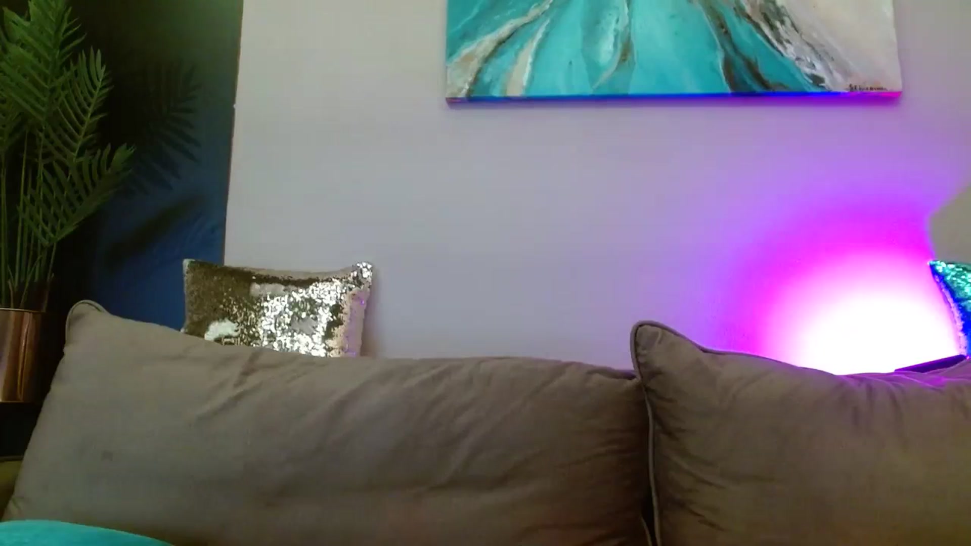 Gallery image thumbnail from UGLYGIRL_'s myfreecams stream on, 02/17/2024, 08:07 image 13 of 20
