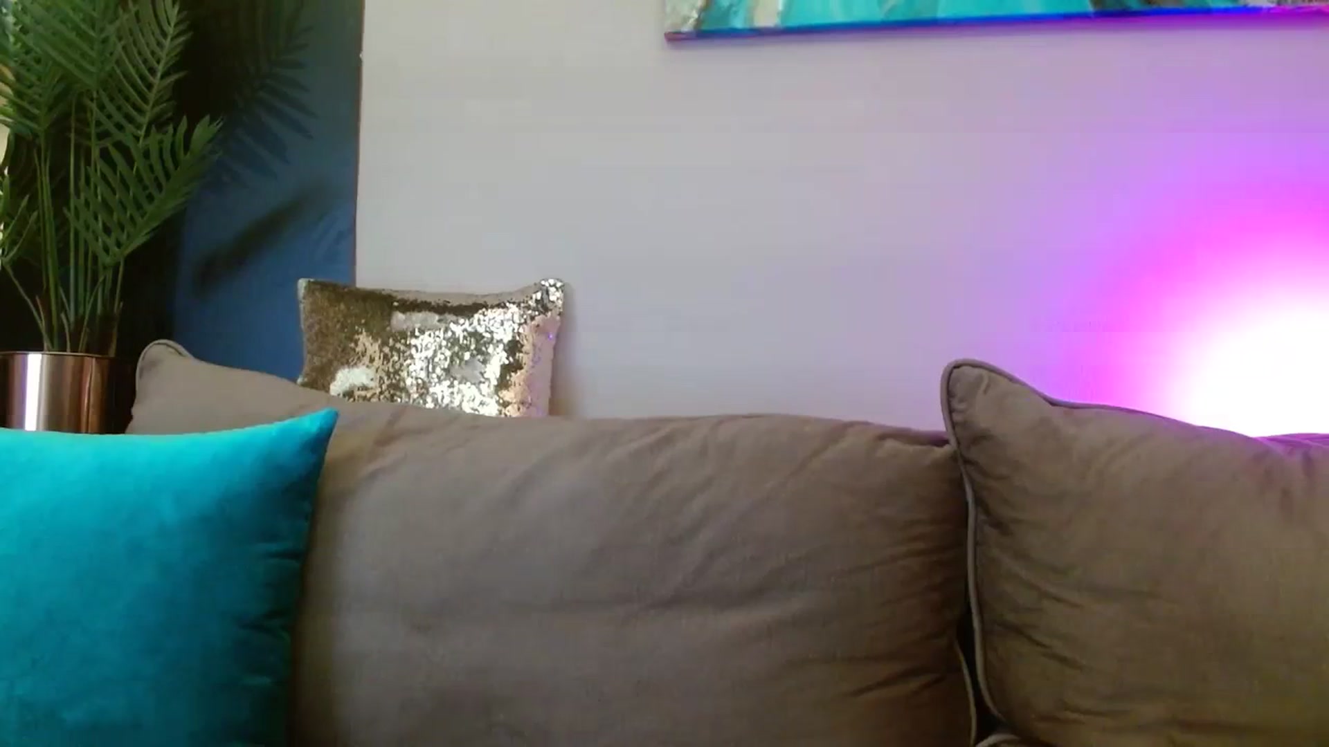 Gallery image thumbnail from UGLYGIRL_'s myfreecams stream on, 02/17/2024, 08:07 image 16 of 20