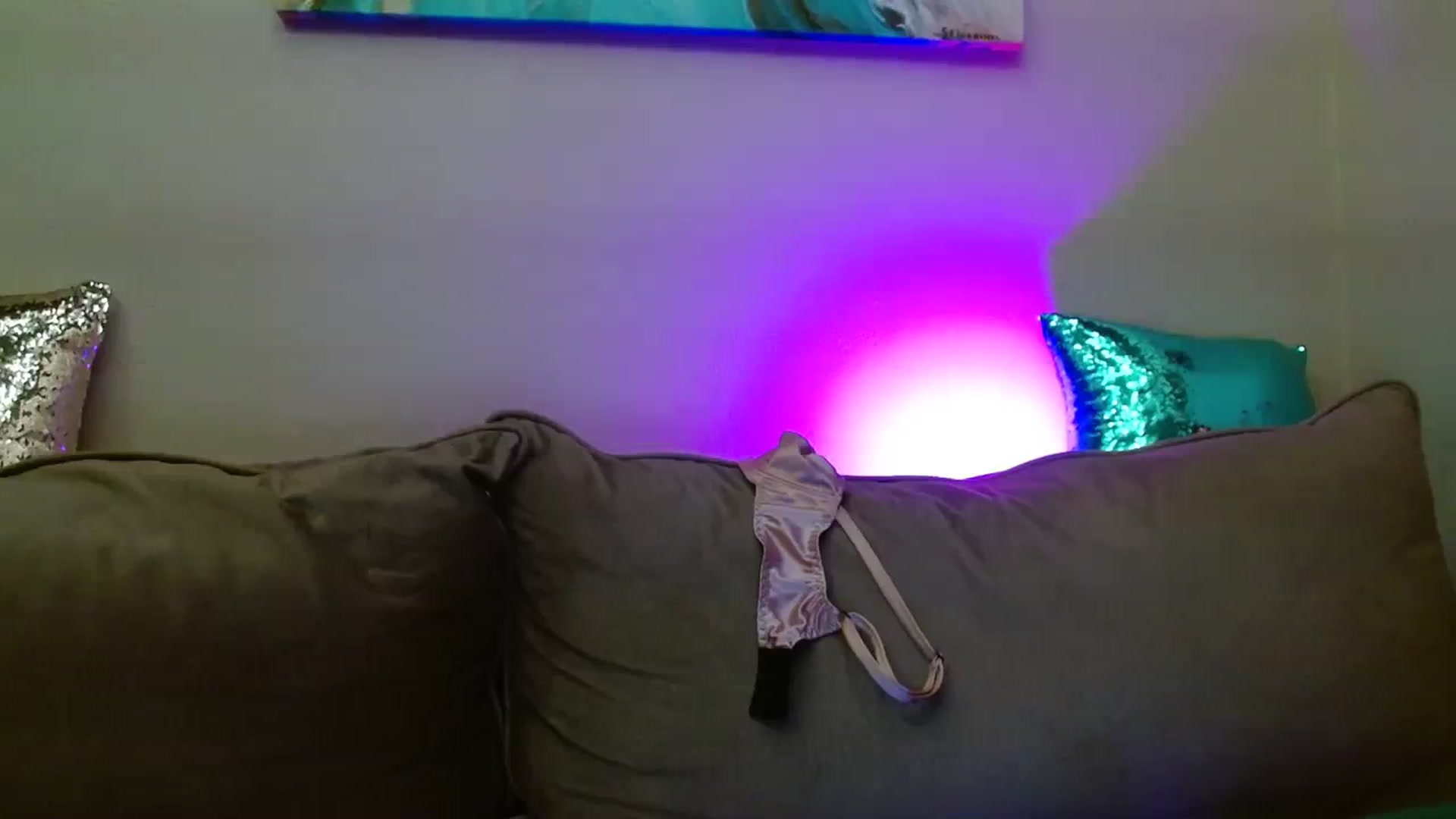Gallery image thumbnail from UGLYGIRL_'s myfreecams stream on, 02/19/2024, 24:03 image 10 of 20
