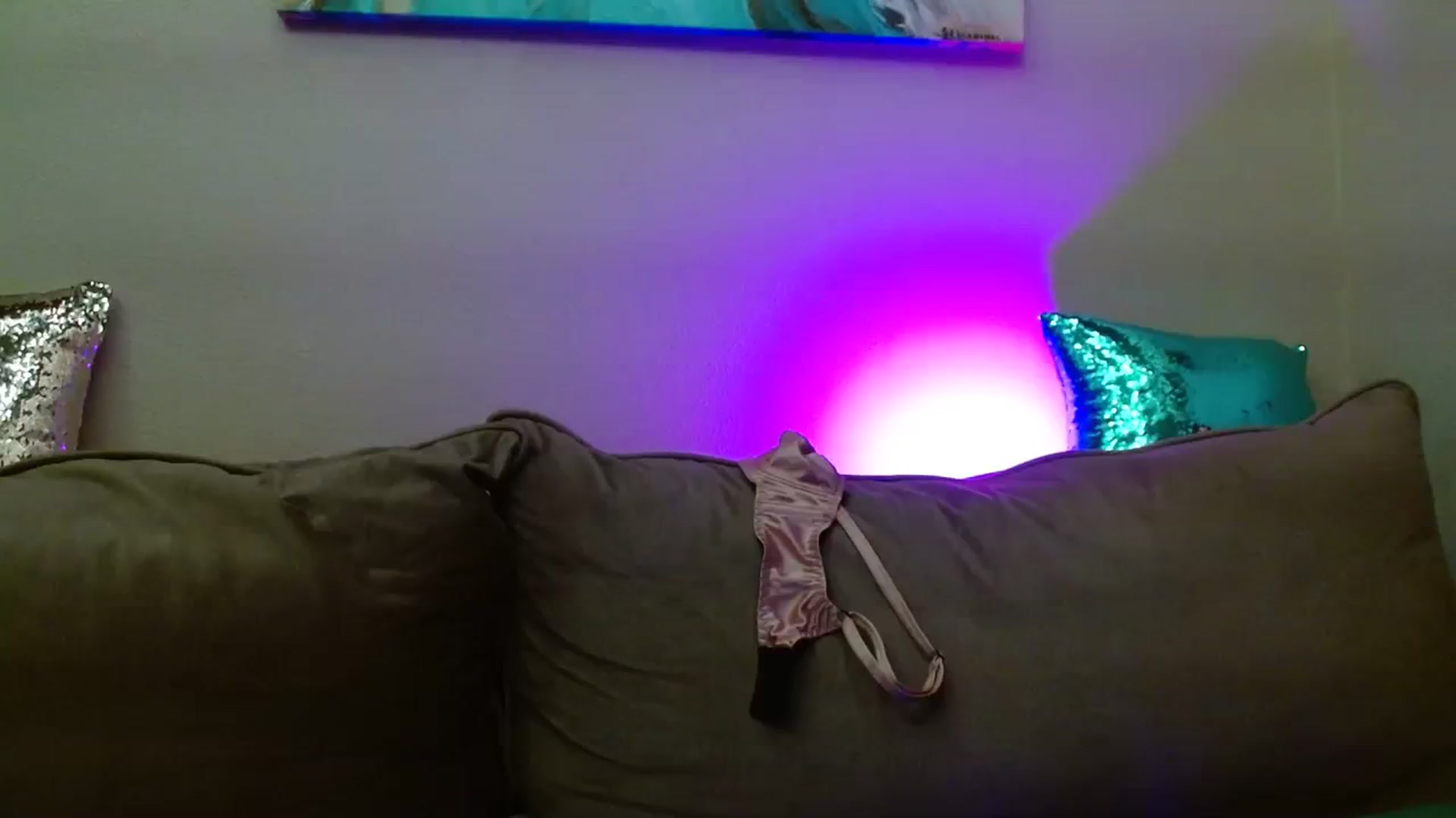 Gallery image thumbnail from UGLYGIRL_'s myfreecams stream on, 02/19/2024, 24:03 image 16 of 20