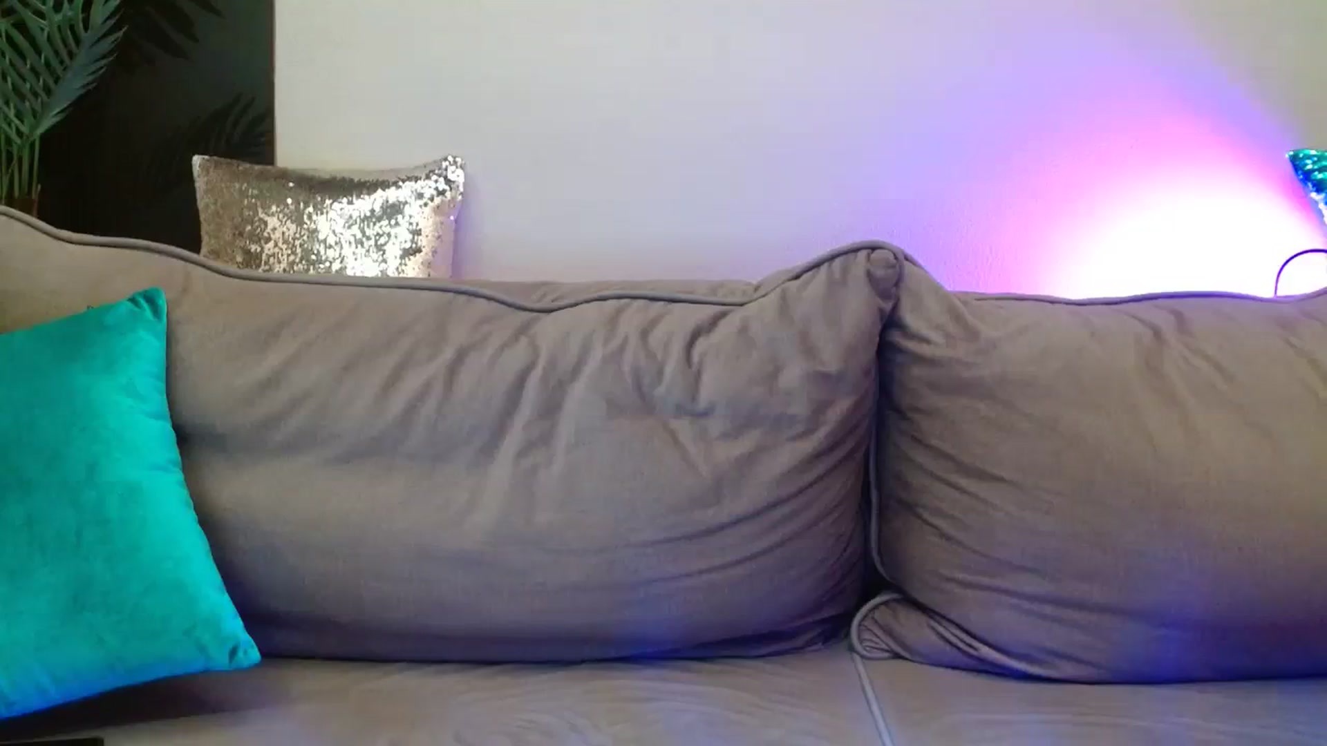 Gallery image thumbnail from UGLYGIRL_'s myfreecams stream on, 02/25/2024, 24:38 image 4 of 20