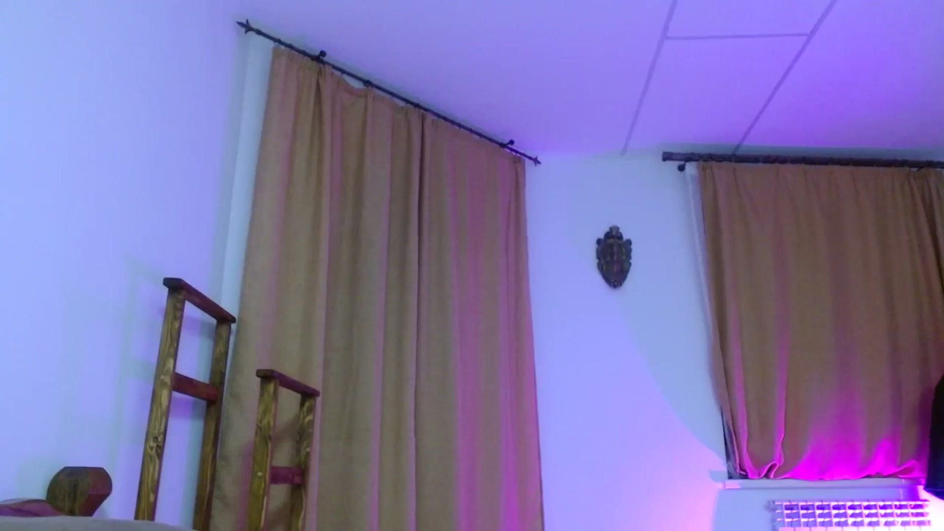 Gallery image thumbnail from UGLYGIRL_'s myfreecams stream on, 02/28/2024, 19:24 image 9 of 20