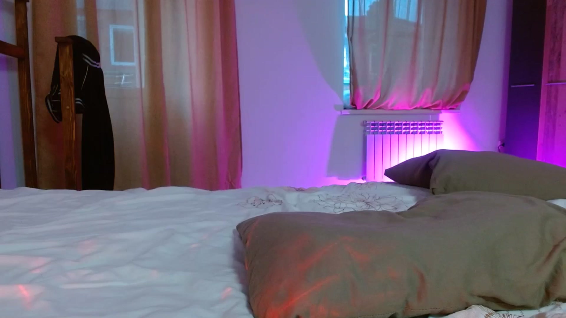 Gallery image thumbnail from UGLYGIRL_'s myfreecams stream on, 02/29/2024, 05:39 image 17 of 20
