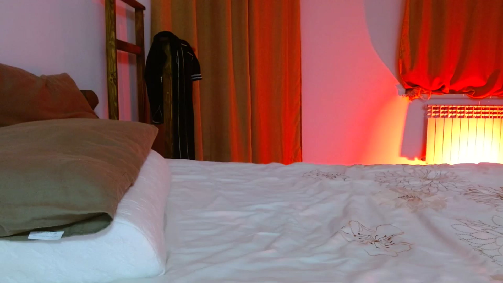 Gallery image thumbnail from UGLYGIRL_'s myfreecams stream on, 03/08/2024, 20:50 image 7 of 20
