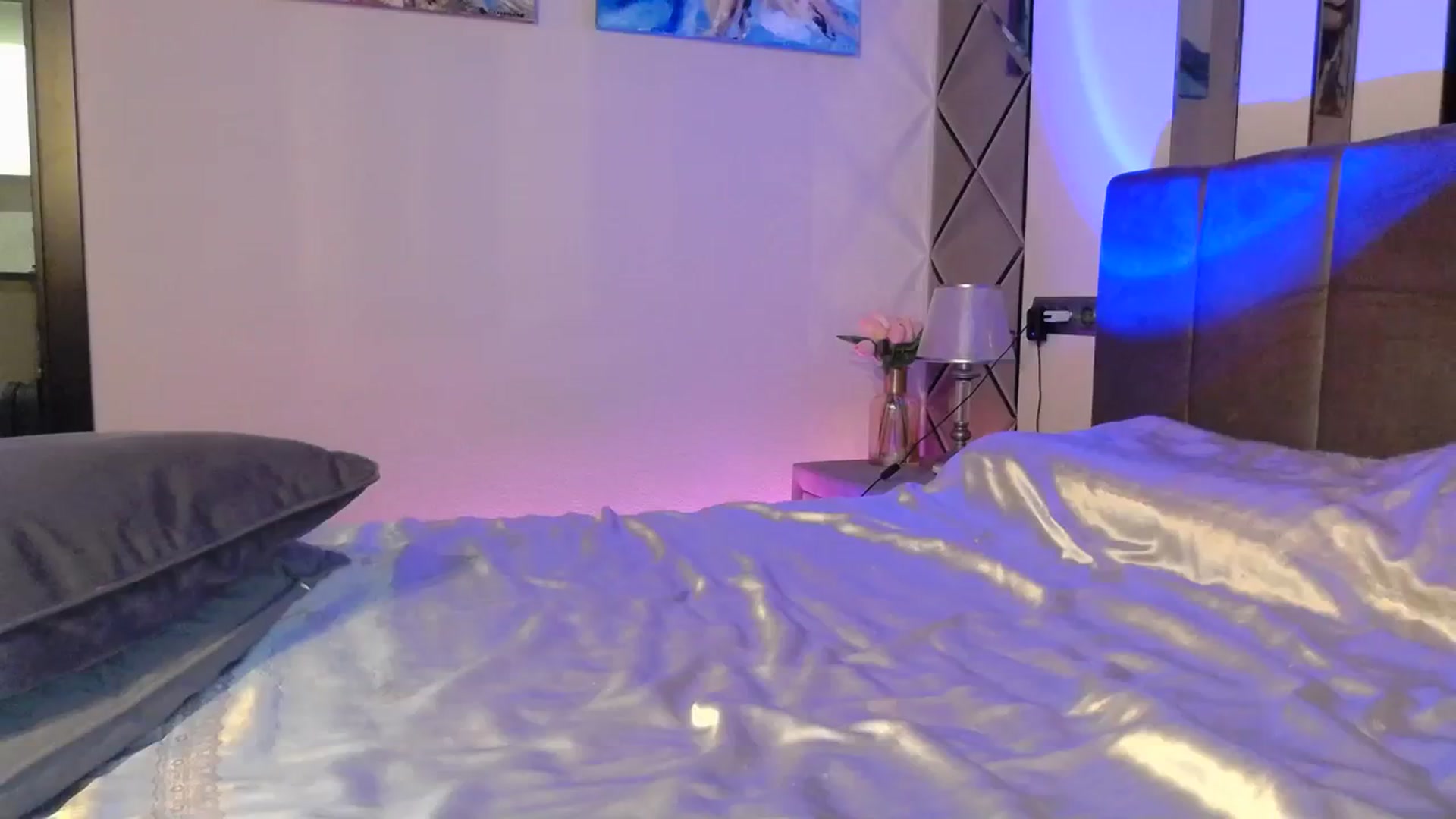 Gallery image thumbnail from UGLYGIRL_'s myfreecams stream on, 03/19/2024, 03:27 image 2 of 20