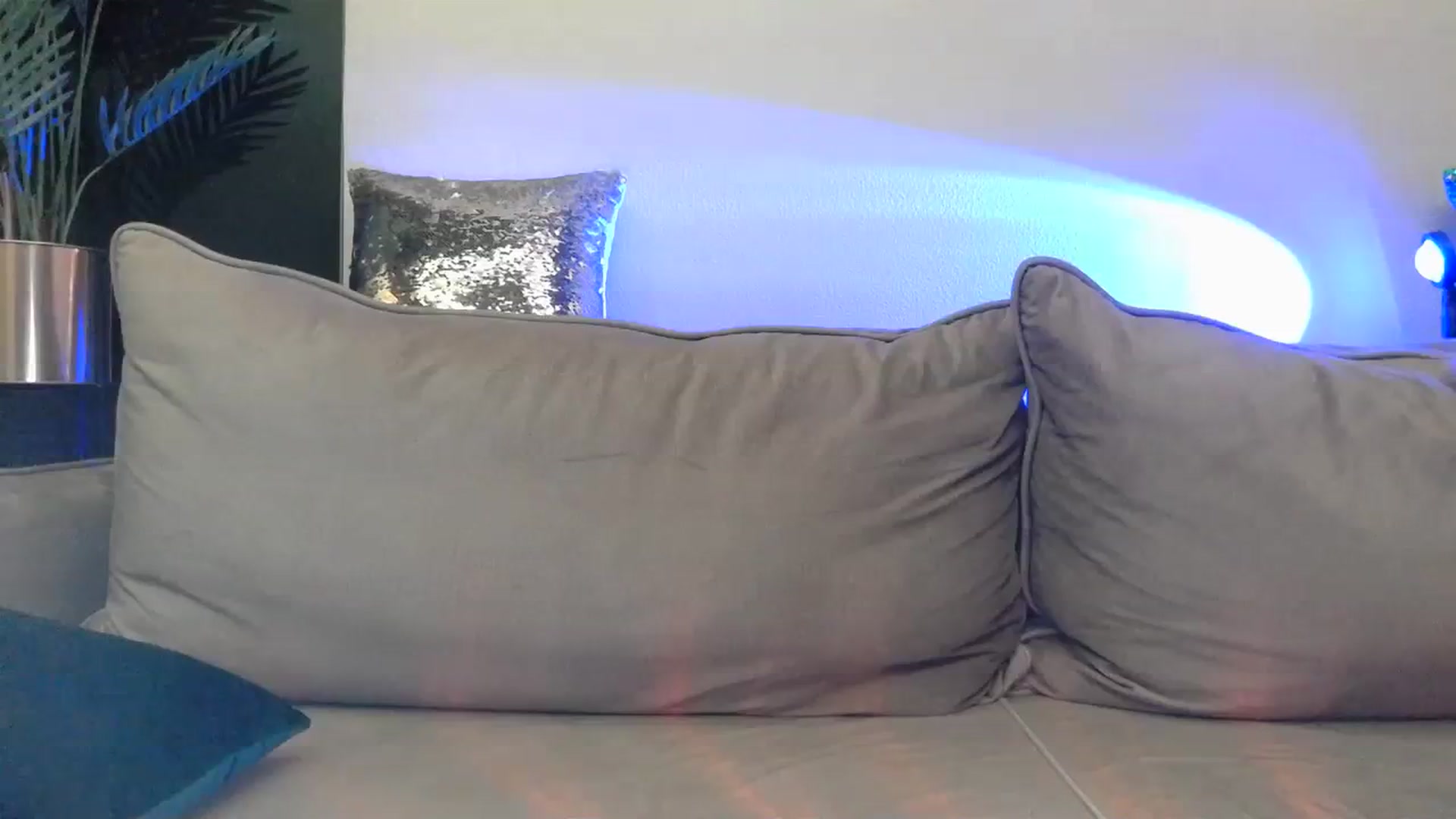 Gallery image thumbnail from UGLYGIRL_'s myfreecams stream on, 03/22/2024, 22:21 image 19 of 20