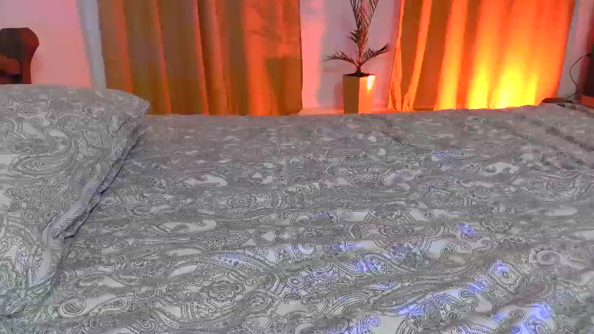Gallery image thumbnail from UGLYGIRL_'s myfreecams stream on, 04/01/2024, 23:16 image 19 of 20