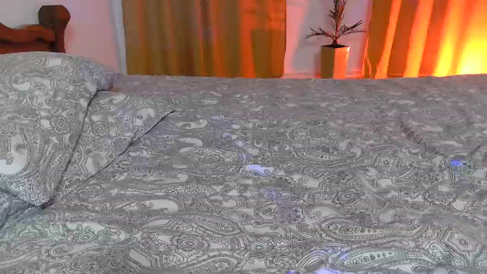 Gallery image thumbnail from UGLYGIRL_'s myfreecams stream on, 04/05/2024, 01:04 image 3 of 20