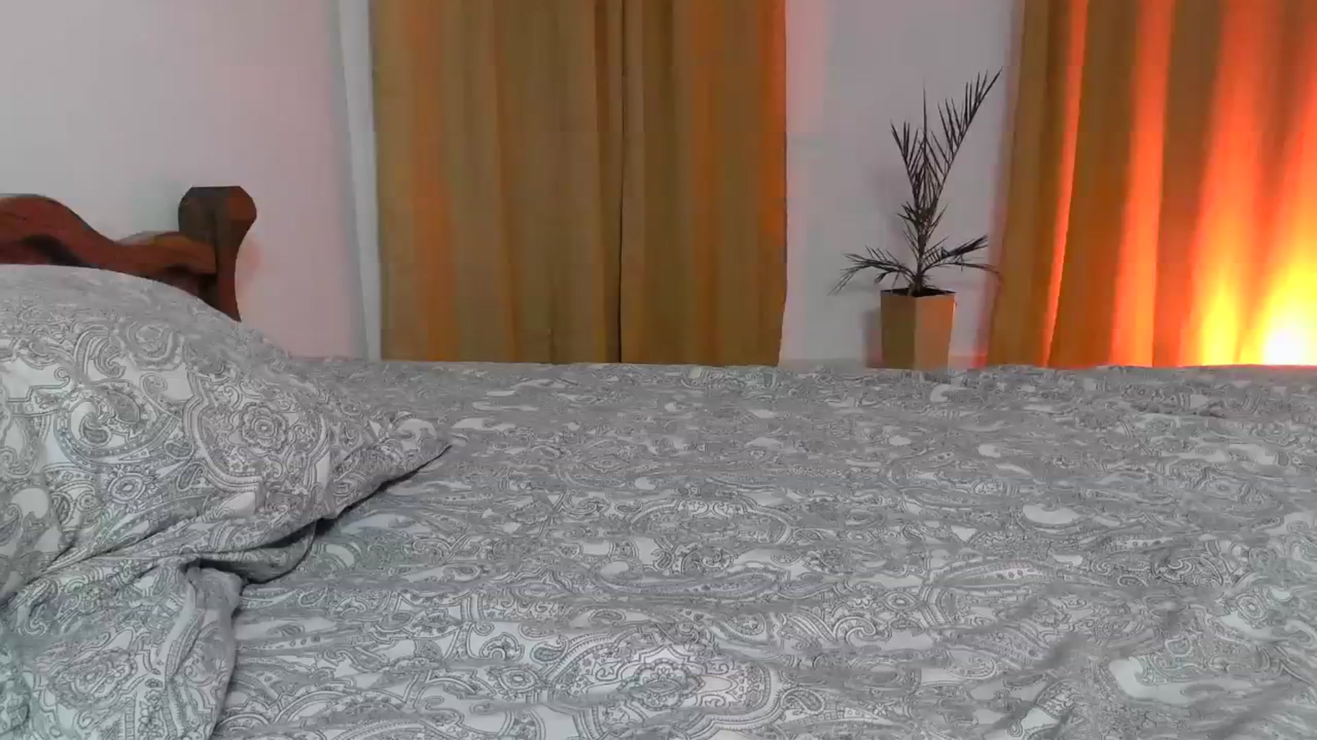 Gallery image thumbnail from UGLYGIRL_'s myfreecams stream on, 04/14/2024, 21:14 image 19 of 20