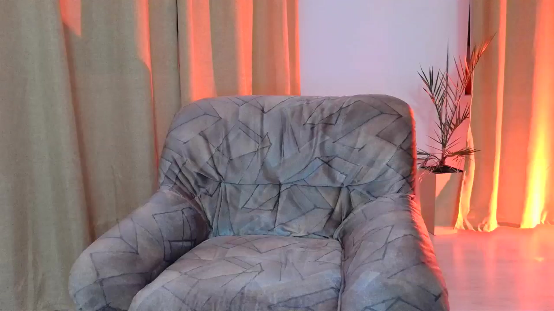 Gallery image thumbnail from UGLYGIRL_'s myfreecams stream on, 04/21/2024, 23:47 image 5 of 20