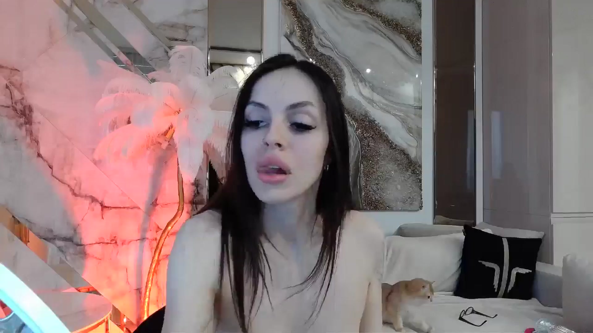 Gallery image thumbnail from UGLYGIRL_'s myfreecams stream on, 05/05/2024, 17:35 image 6 of 20