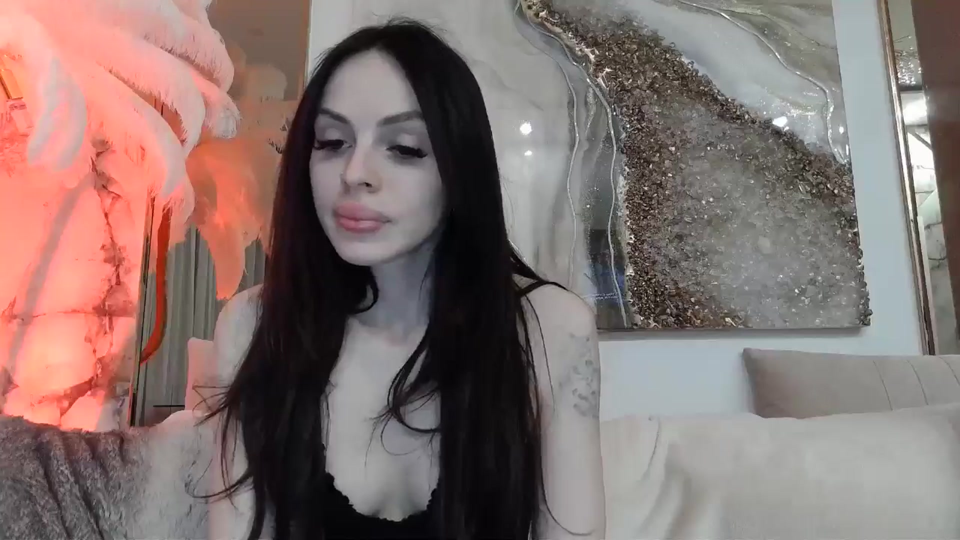Gallery image thumbnail from UGLYGIRL_'s myfreecams stream on, 05/10/2024, 21:57 image 19 of 20