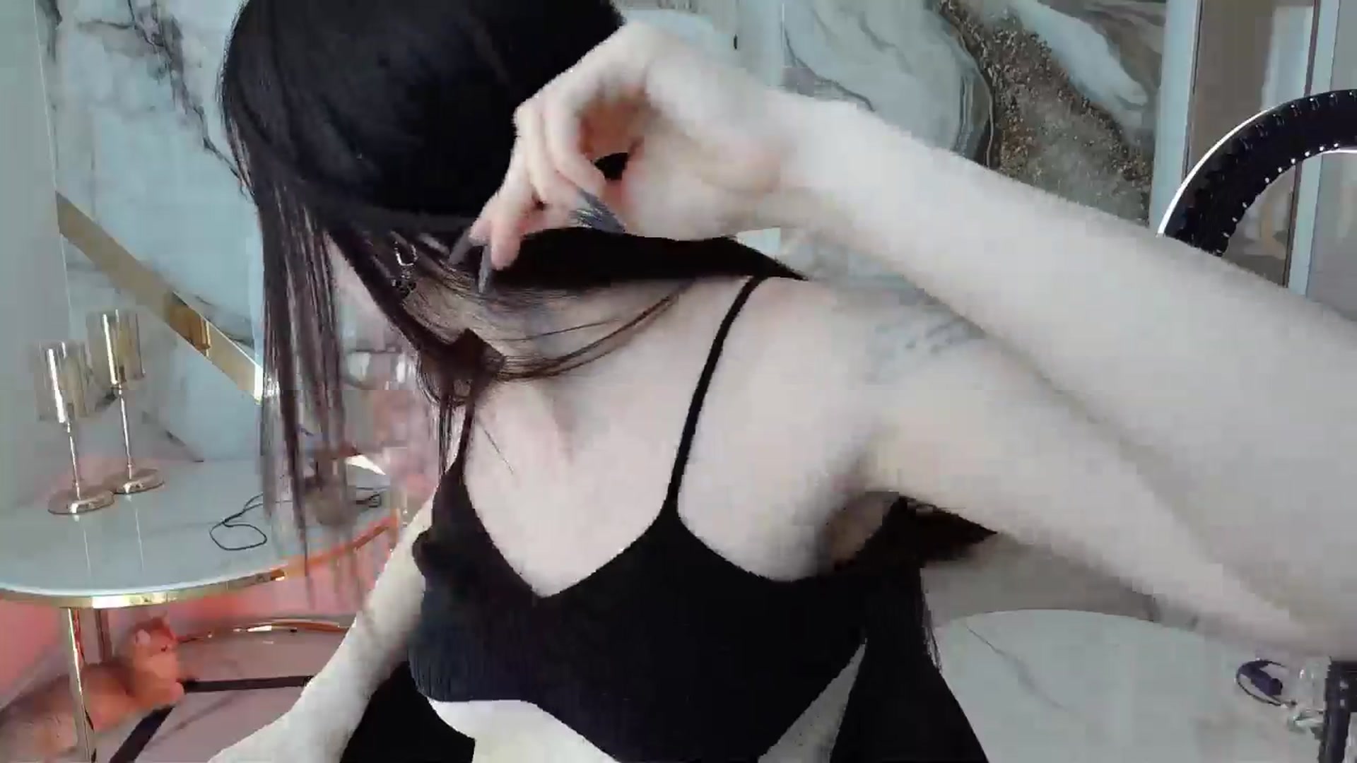 Gallery image thumbnail from UGLYGIRL_'s myfreecams stream on, 05/23/2024, 06:59 image 14 of 20