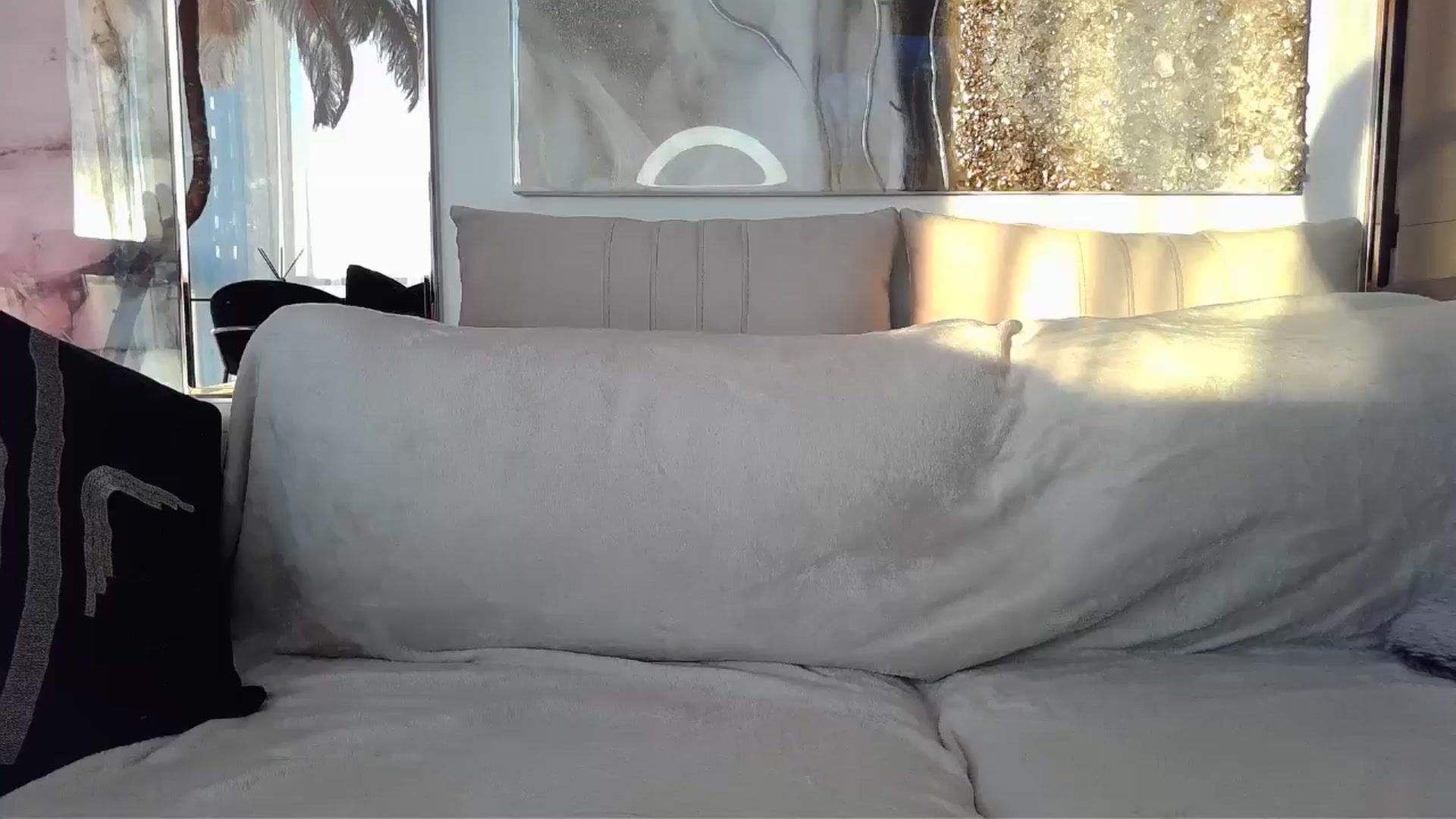 Gallery image thumbnail from UGLYGIRL_'s myfreecams stream on, 05/25/2024, 03:34 image 1 of 20