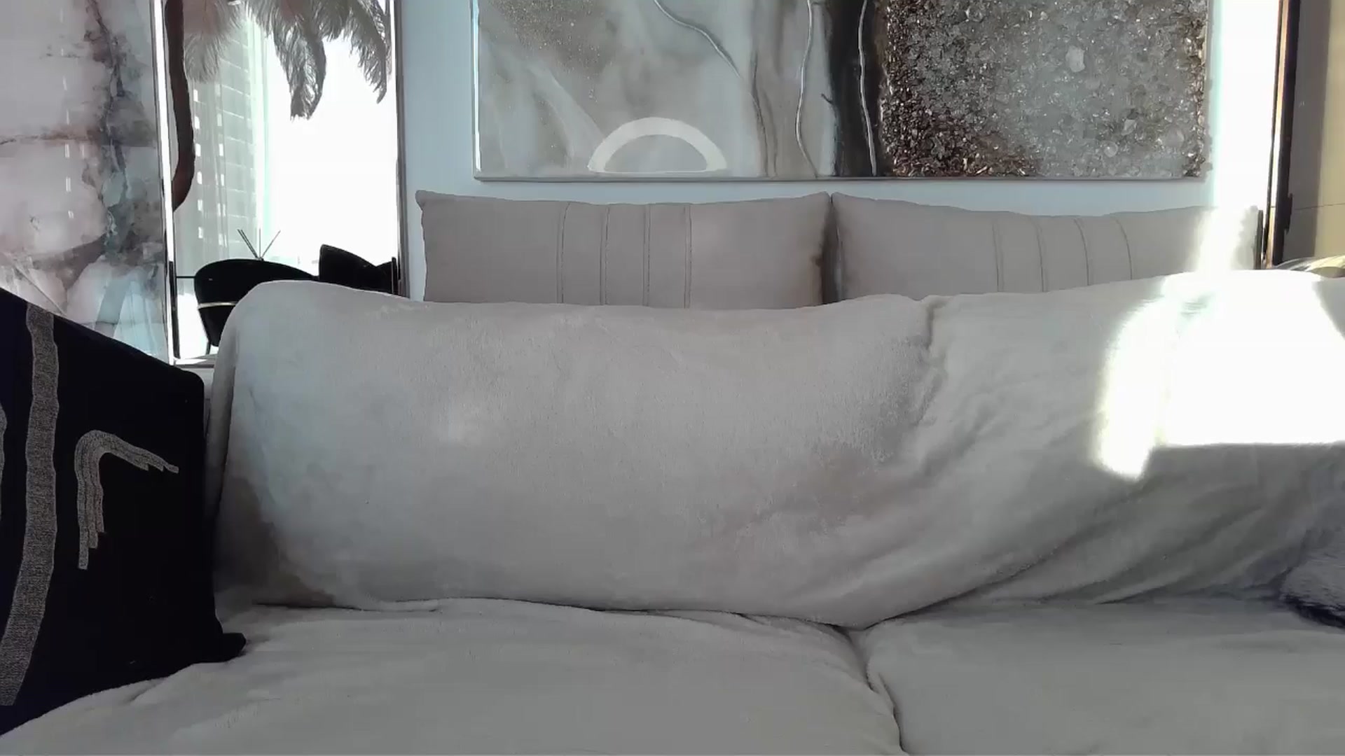 Gallery image thumbnail from UGLYGIRL_'s myfreecams stream on, 05/25/2024, 03:34 image 8 of 20