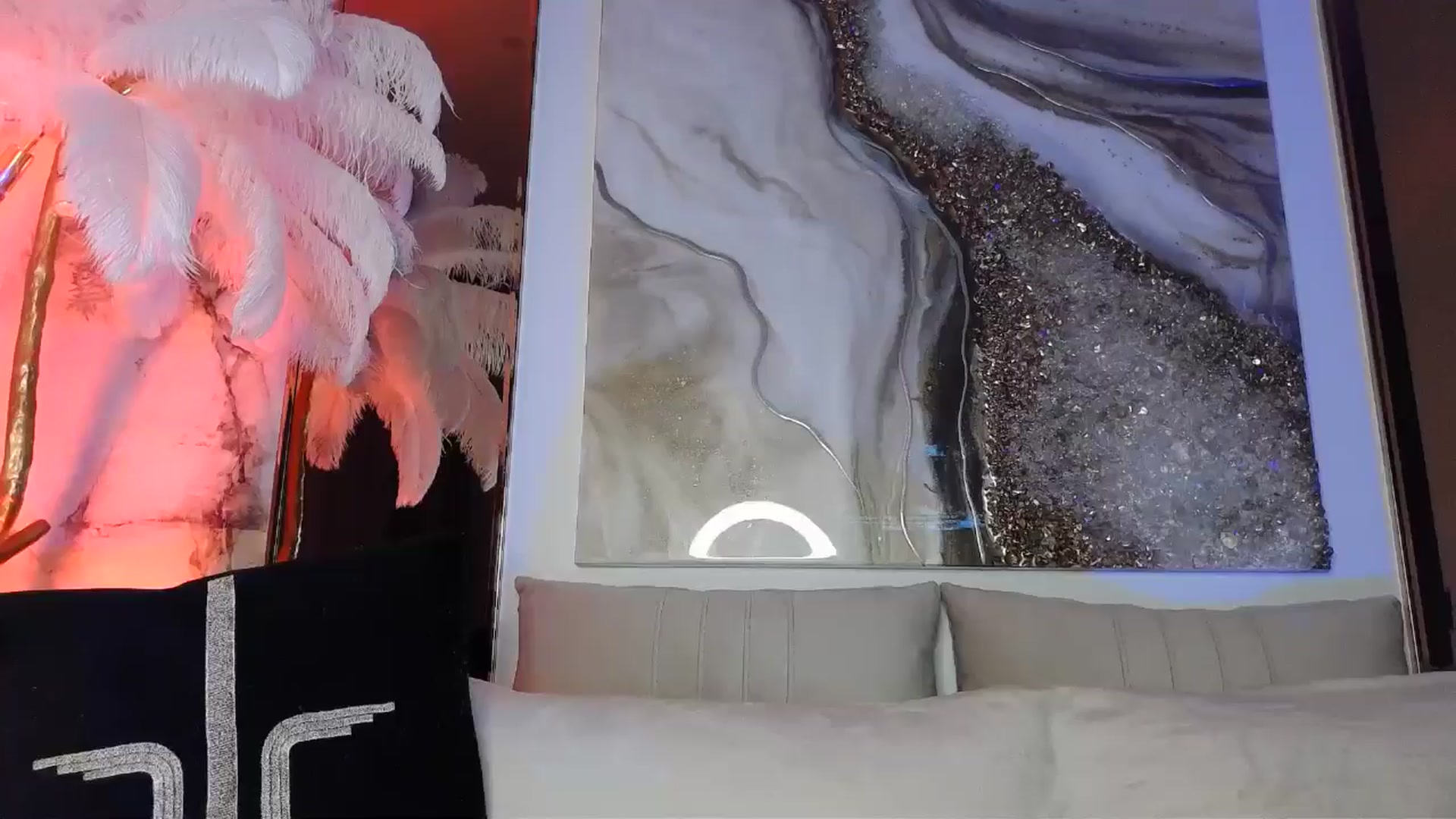 Gallery image thumbnail from UGLYGIRL_'s myfreecams stream on, 05/25/2024, 20:02 image 20 of 20