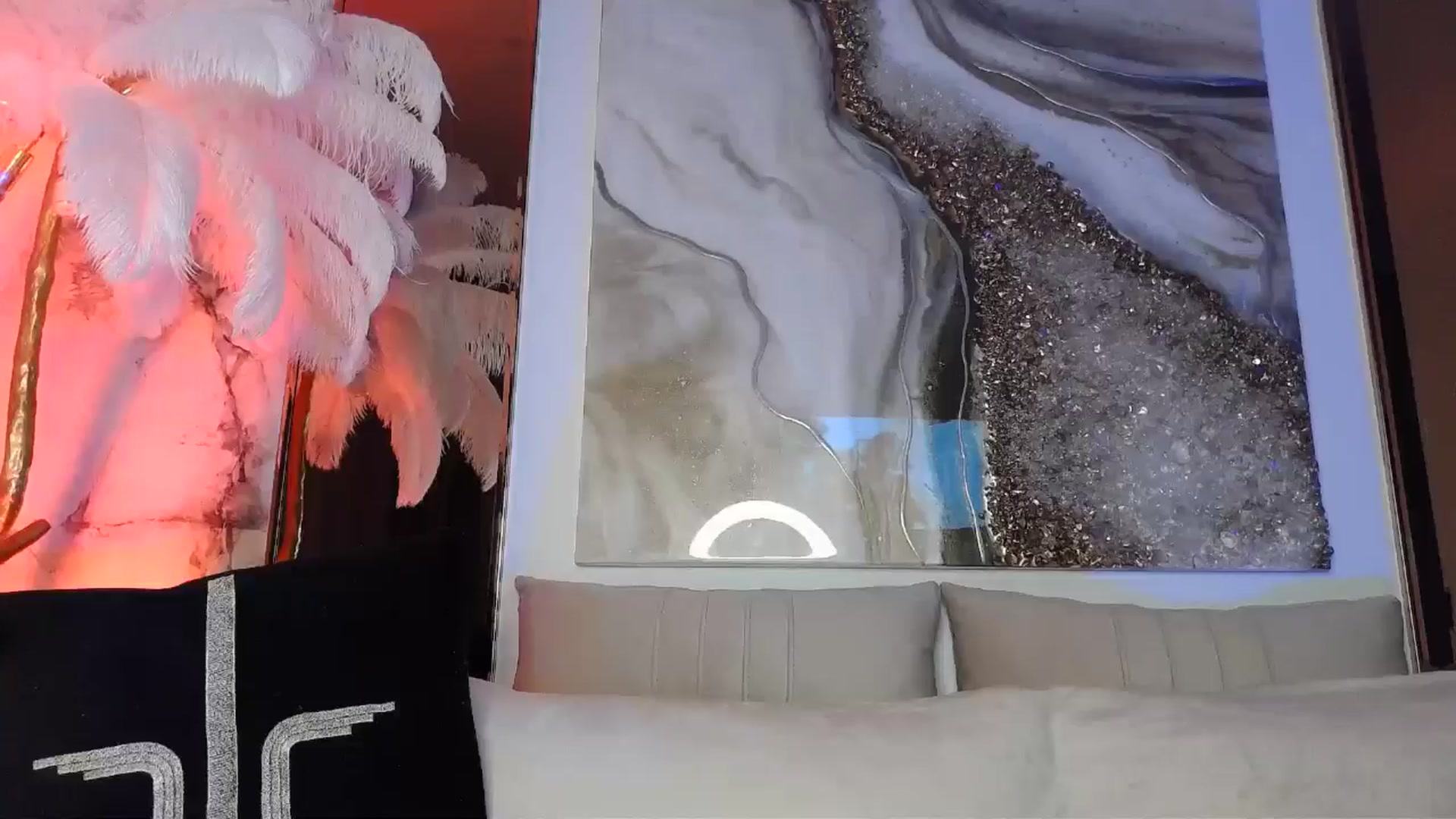 Gallery image thumbnail from UGLYGIRL_'s myfreecams stream on, 05/25/2024, 20:02 image 16 of 20