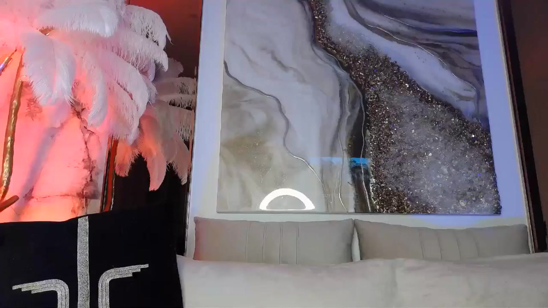 Gallery image thumbnail from UGLYGIRL_'s myfreecams stream on, 05/25/2024, 20:02 image 17 of 20