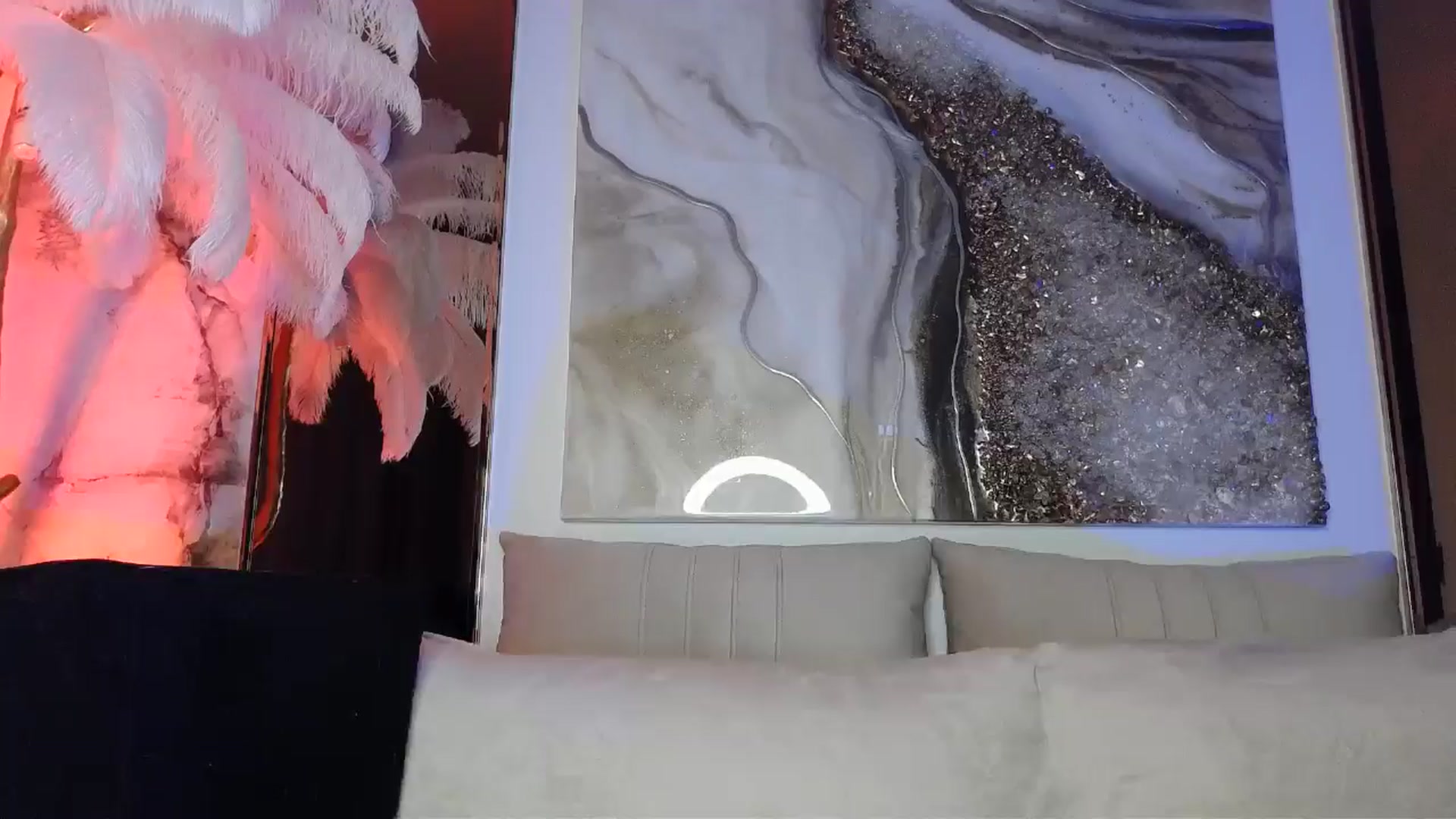 Gallery image thumbnail from UGLYGIRL_'s myfreecams stream on, 05/25/2024, 22:27 image 6 of 20