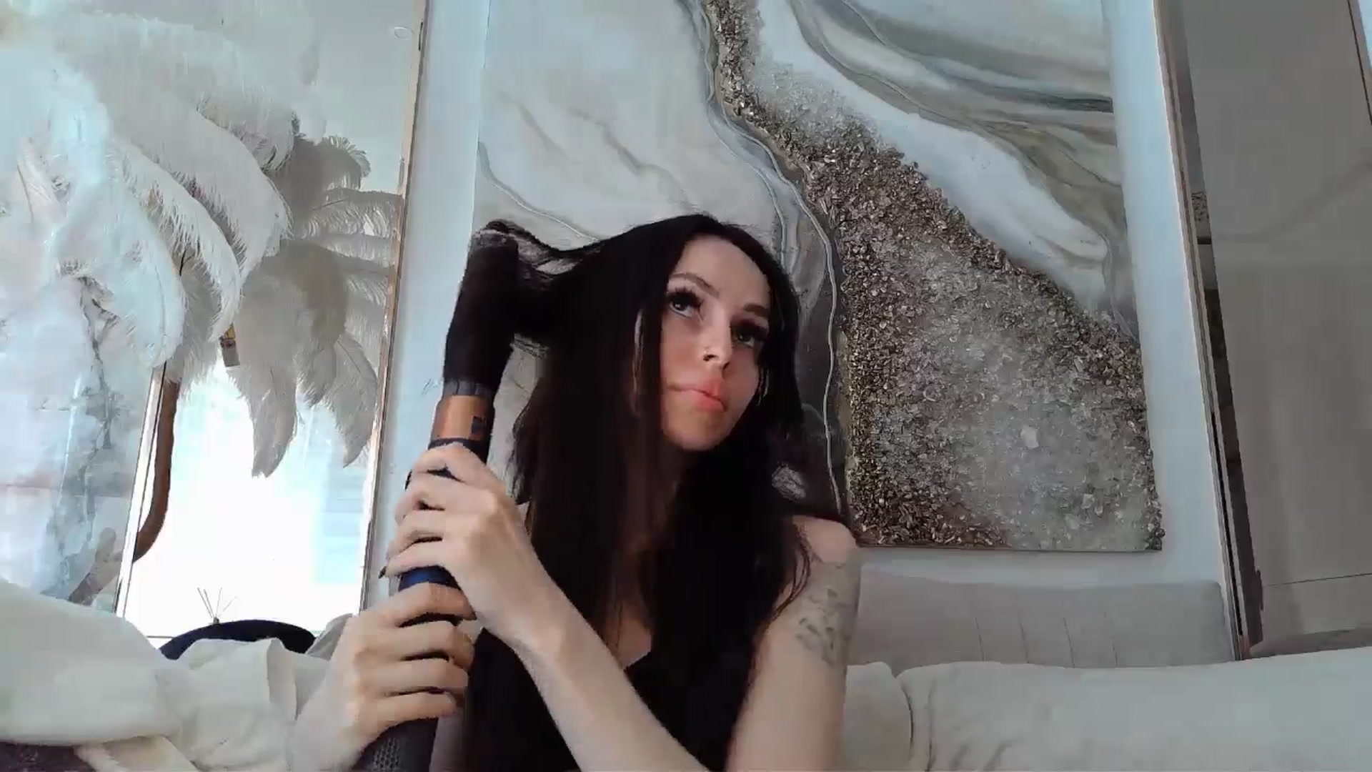Gallery image thumbnail from UGLYGIRL_'s myfreecams stream on, 05/26/2024, 06:27 image 18 of 20