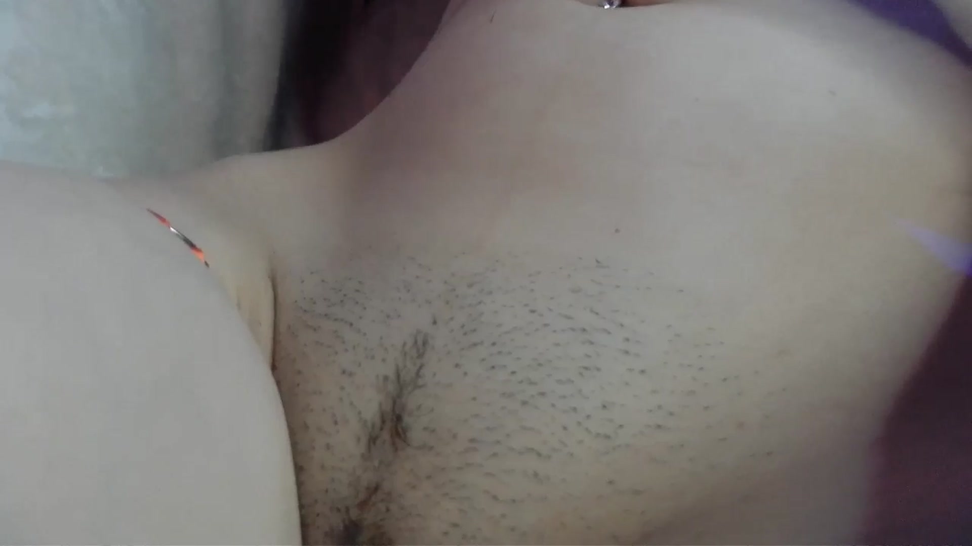 Gallery image thumbnail from UGLYGIRL_'s myfreecams stream on, 05/29/2024, 21:21 image 9 of 20