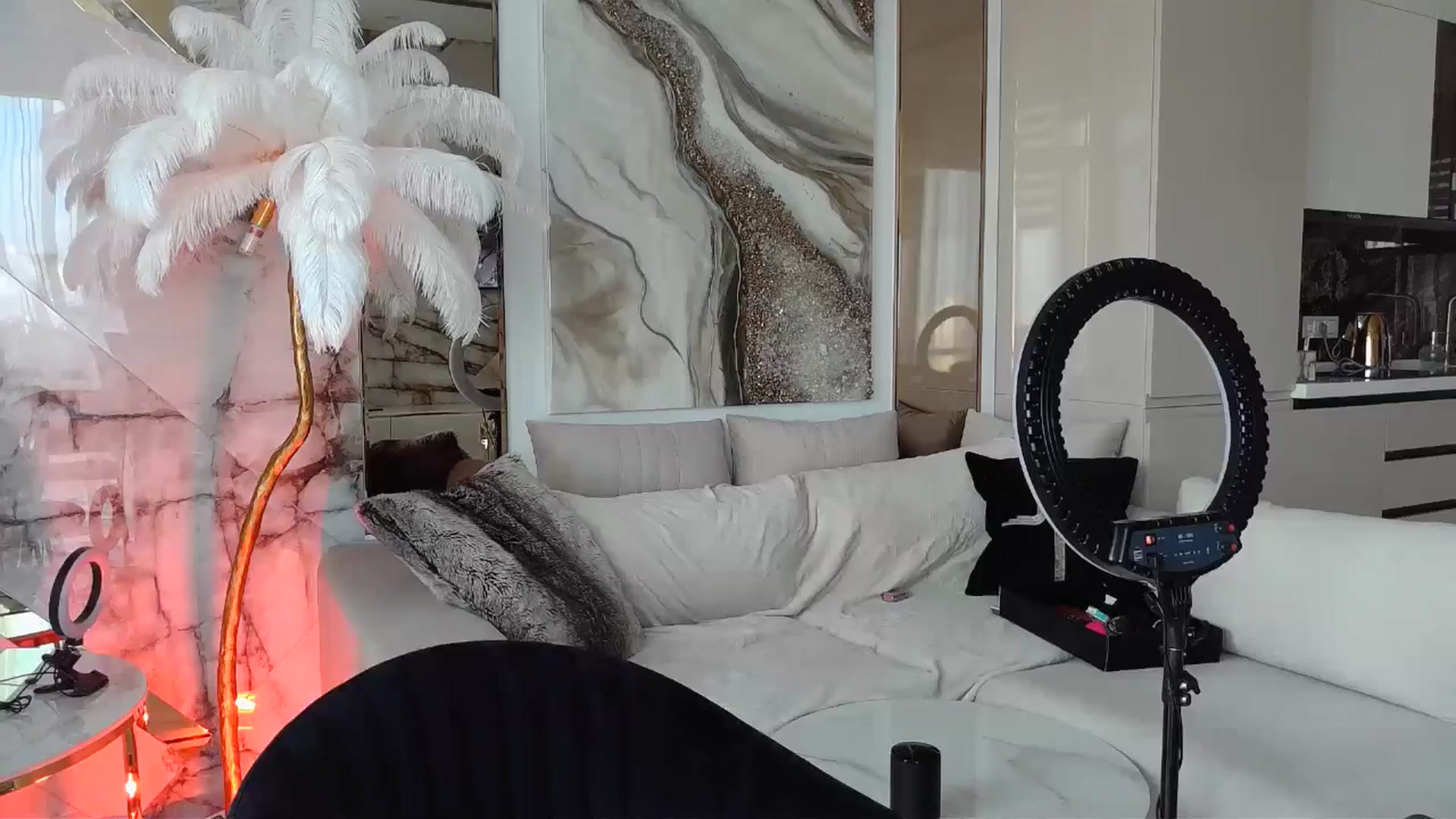 Gallery image thumbnail from UGLYGIRL_'s myfreecams stream on, 05/31/2024, 16:19 image 17 of 20