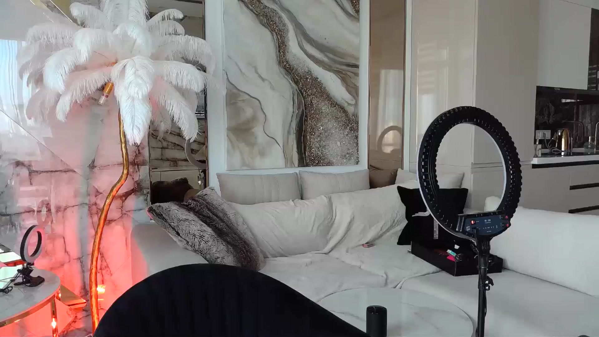 Gallery image thumbnail from UGLYGIRL_'s myfreecams stream on, 05/31/2024, 16:19 image 14 of 20